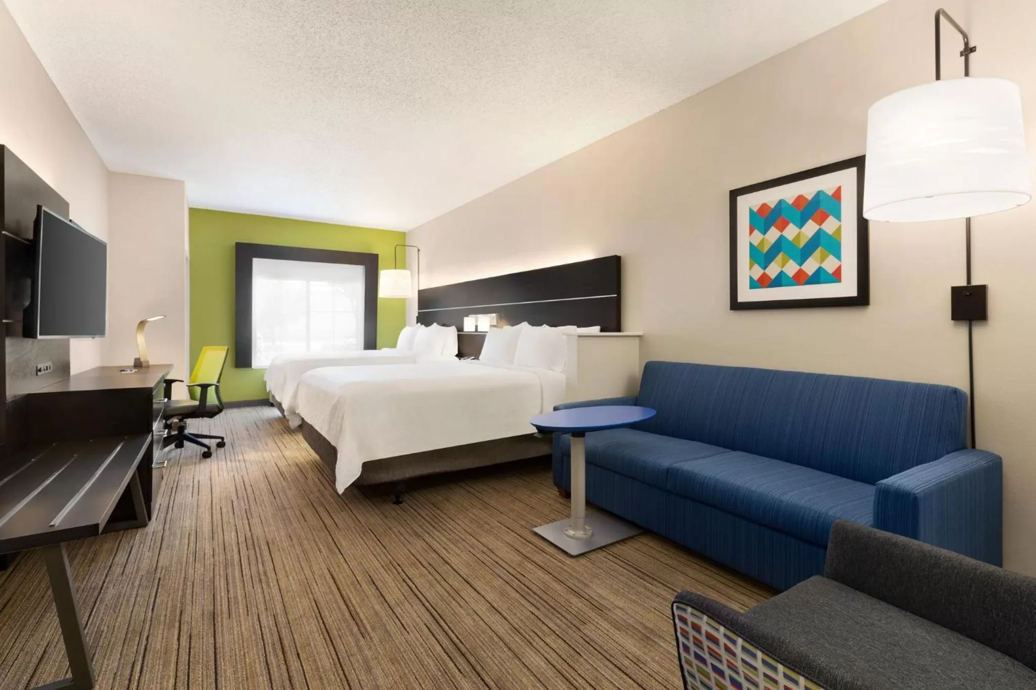 Photo of the whole room, Bed in Holiday Inn Express Hotel & Suites Shawnee I-40 by IHG