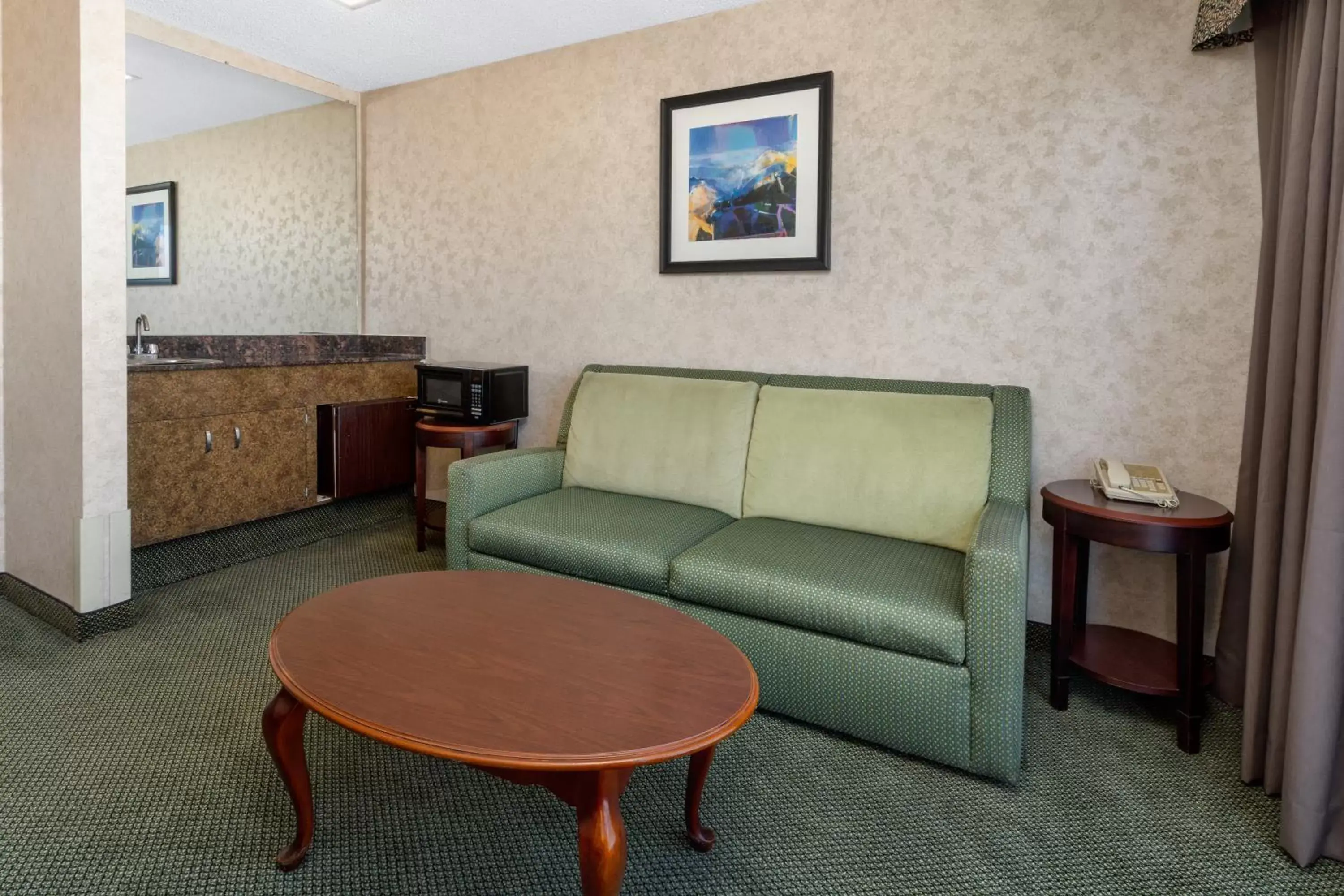 Seating Area in Ramada by Wyndham Reno Hotel & Casino