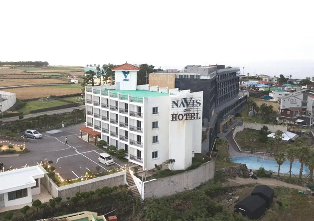 Property building, Bird's-eye View in Hotel Navis