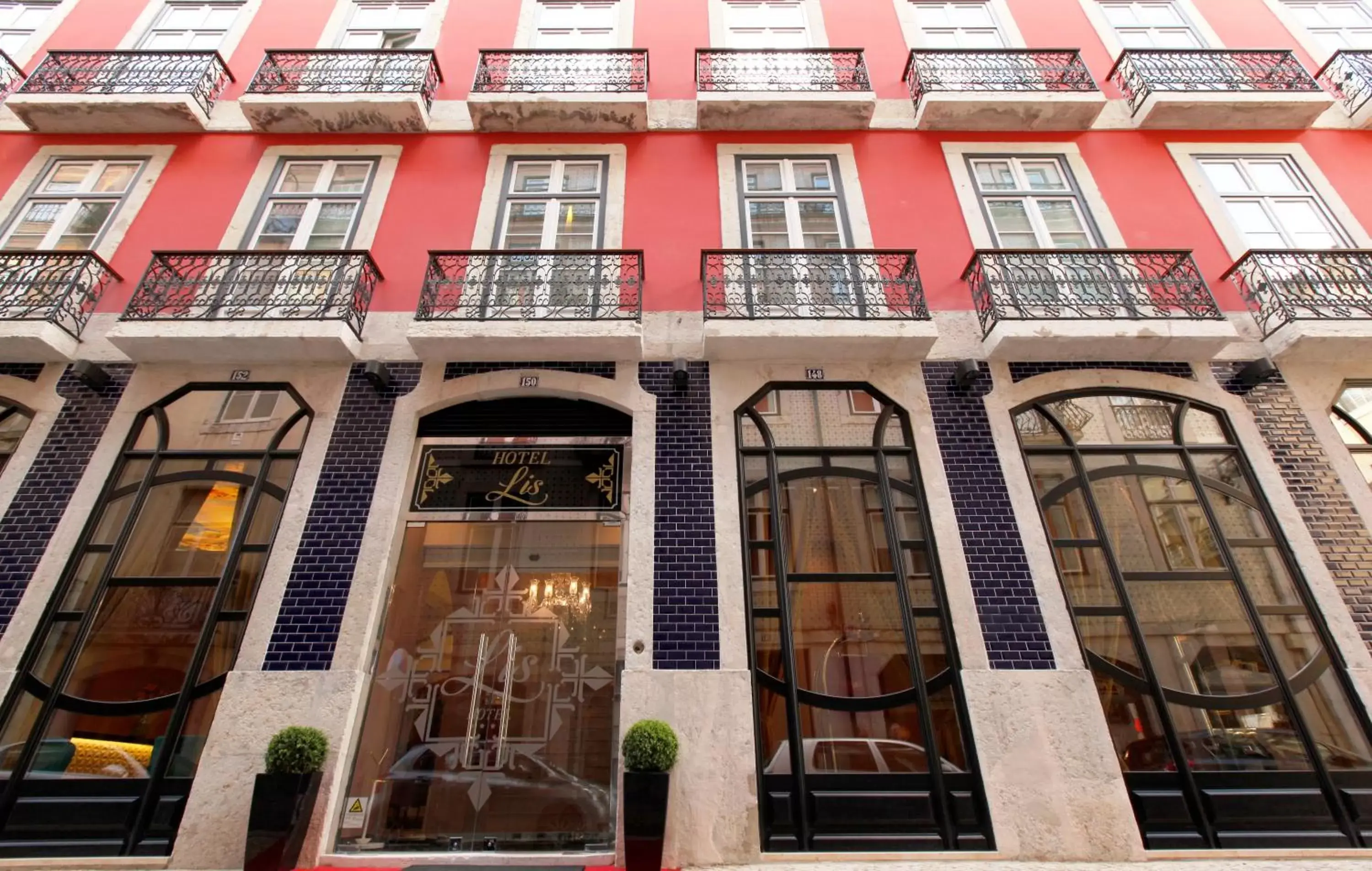 Facade/entrance, Property Building in Hotel Lis Baixa