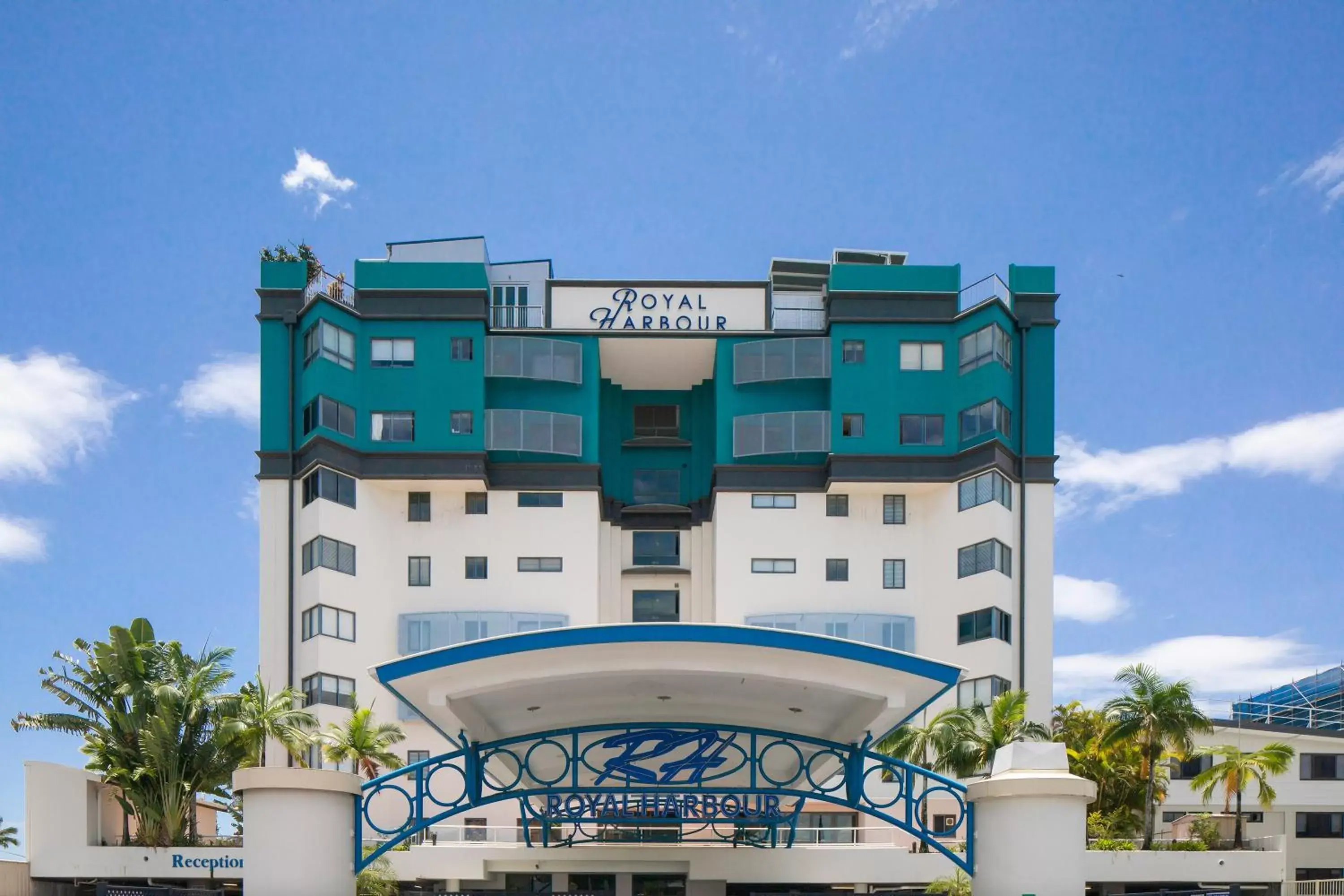 Property building in BreakFree Royal Harbour Property building in BreakFree Royal Harbour