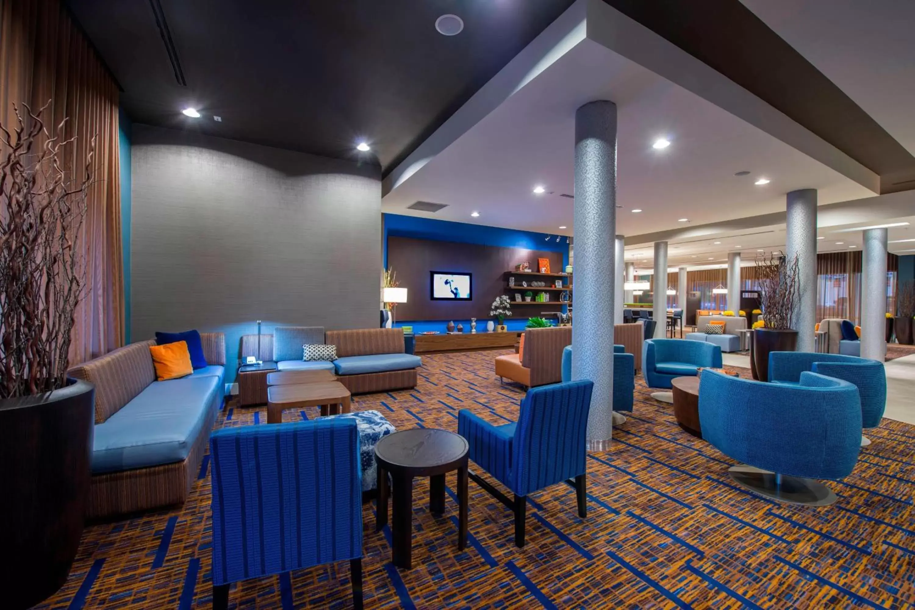 Lobby or reception, Lounge/Bar in Courtyard by Marriott Columbus