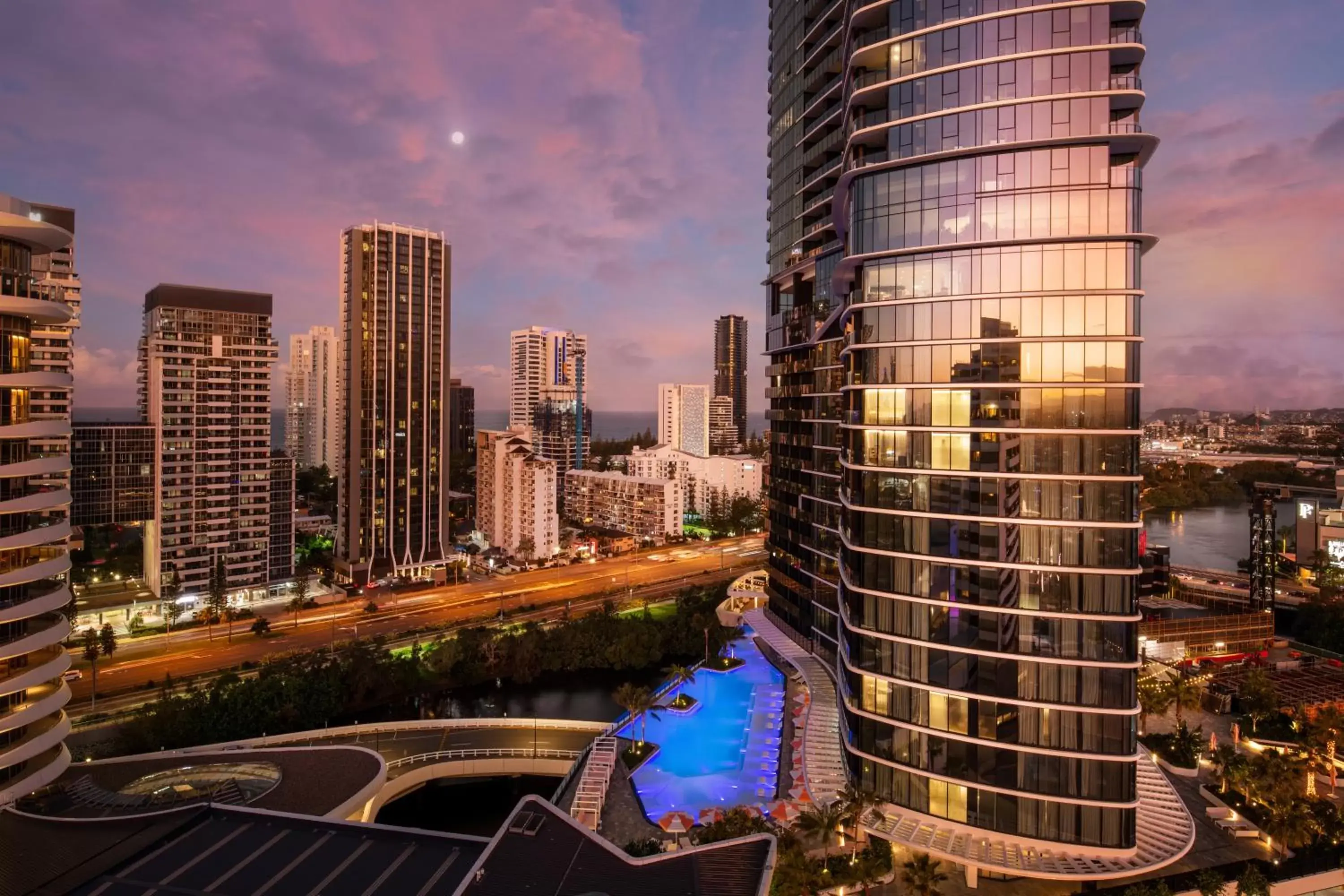 Property building in Dorsett Gold Coast