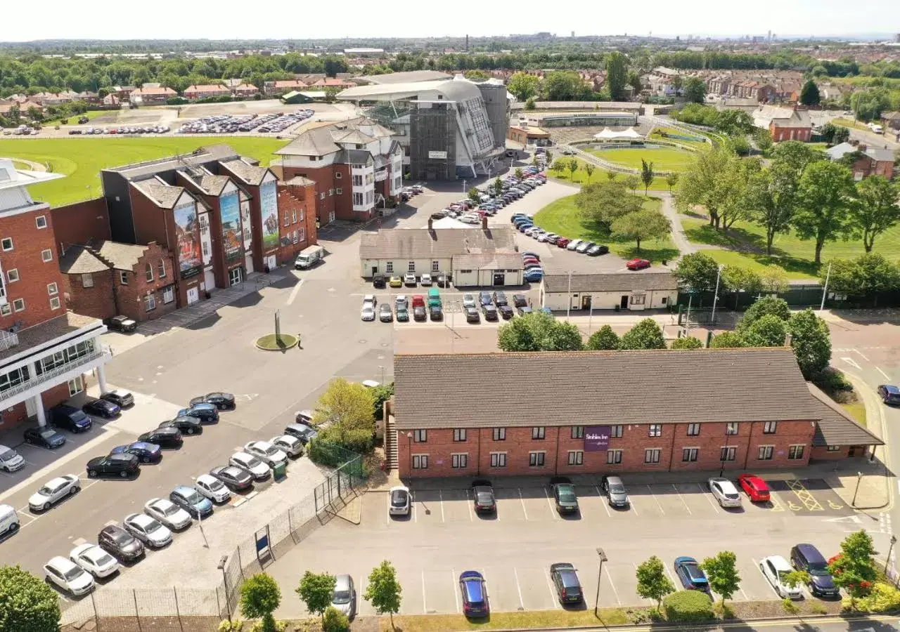 Bird's-eye View in Stables Inn, Aintree