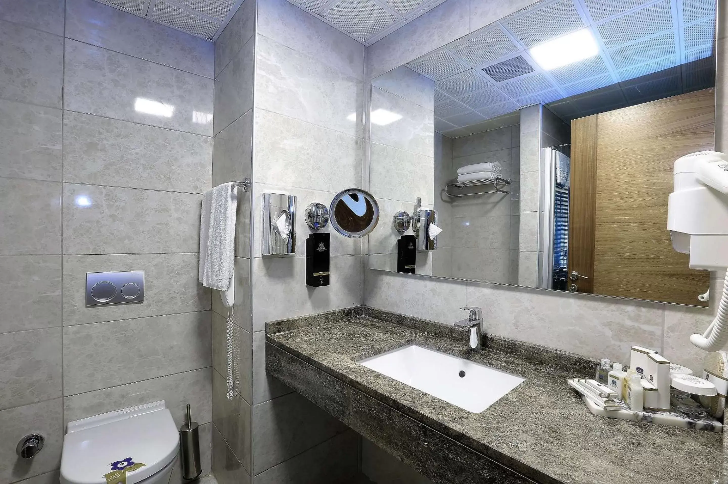 Bathroom in Best Western Premier Karsiyaka Convention & Spa Hotel