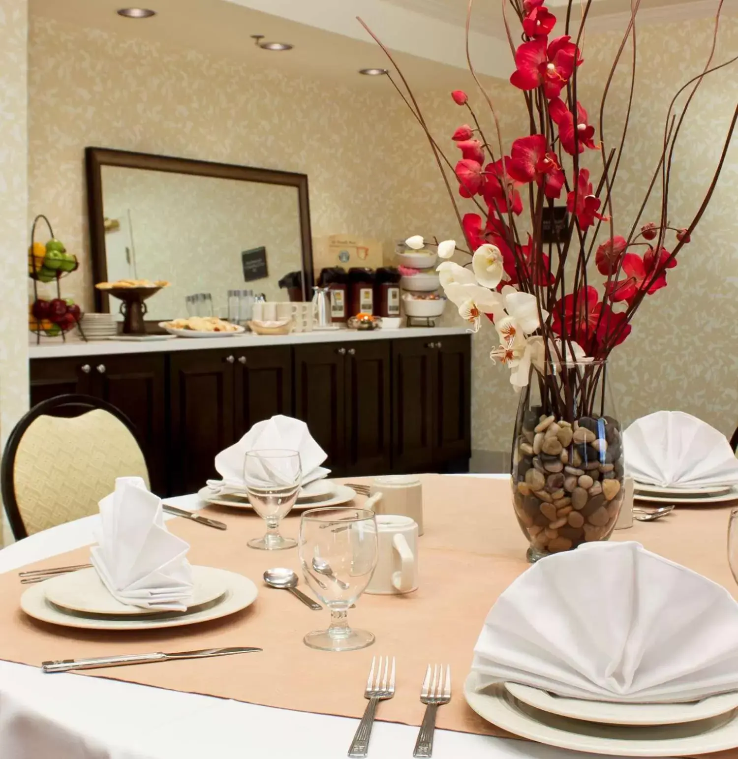 Meeting/conference room, Restaurant/Places to Eat in Hilton Garden Inn Fort Worth/Fossil Creek