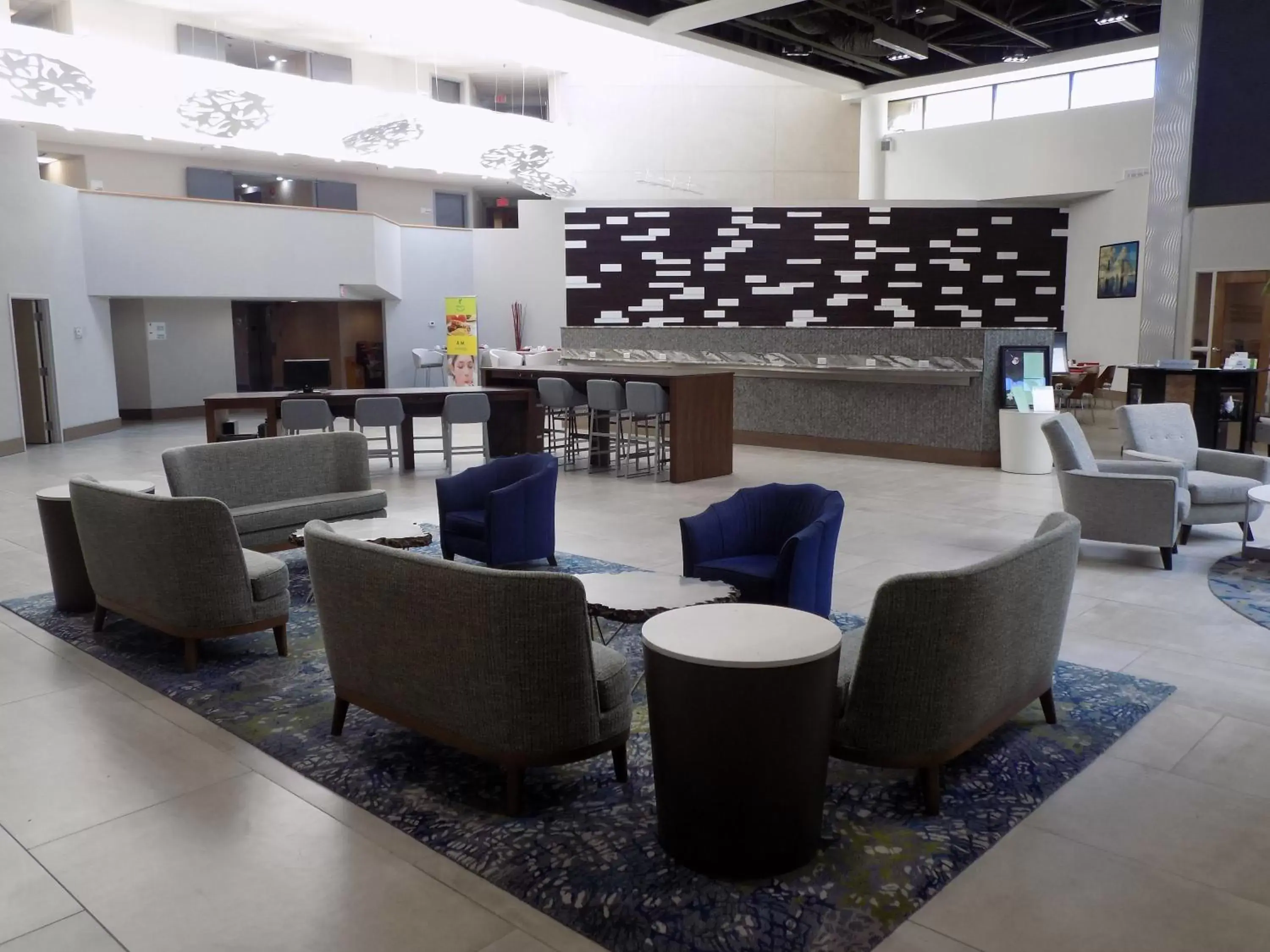 Property building, Lobby/Reception in Holiday Inn Orlando International Airport, an IHG Hotel