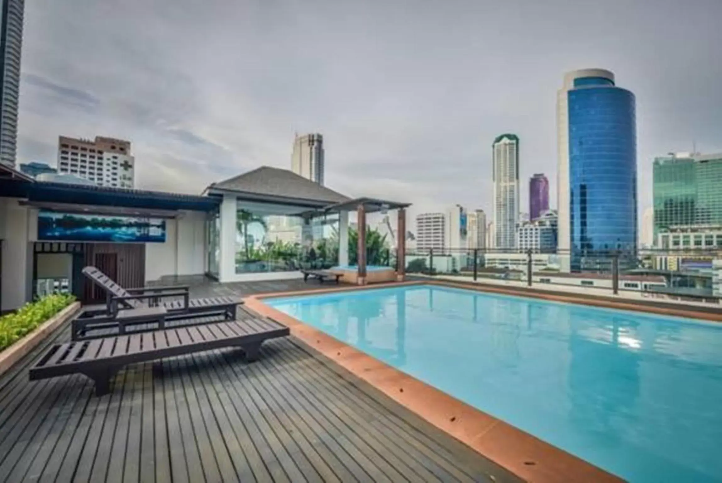 Swimming Pool in The Grand Sathorn