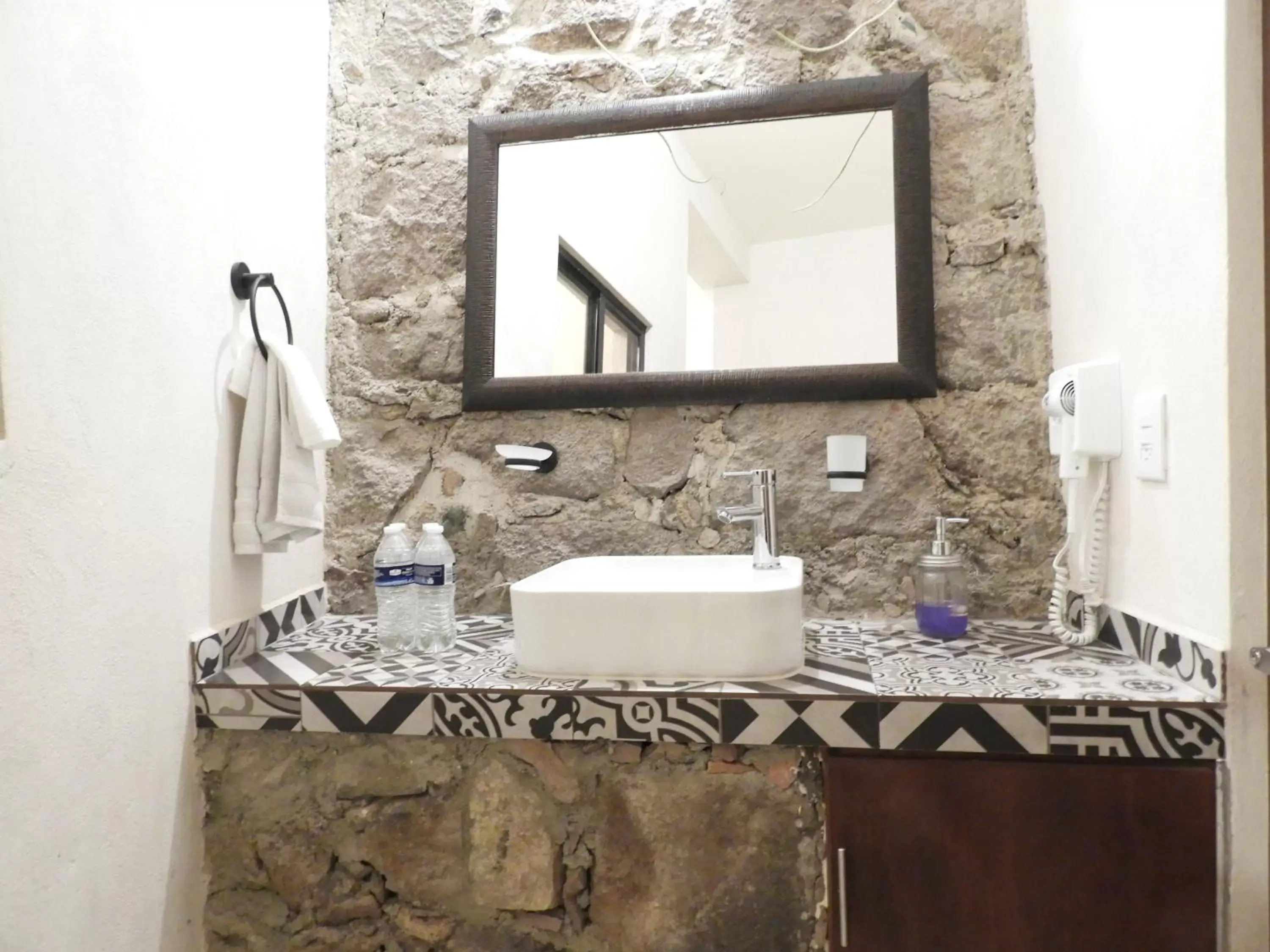 Bathroom in Casona San Cayetano Suites & Lofts by Lunian