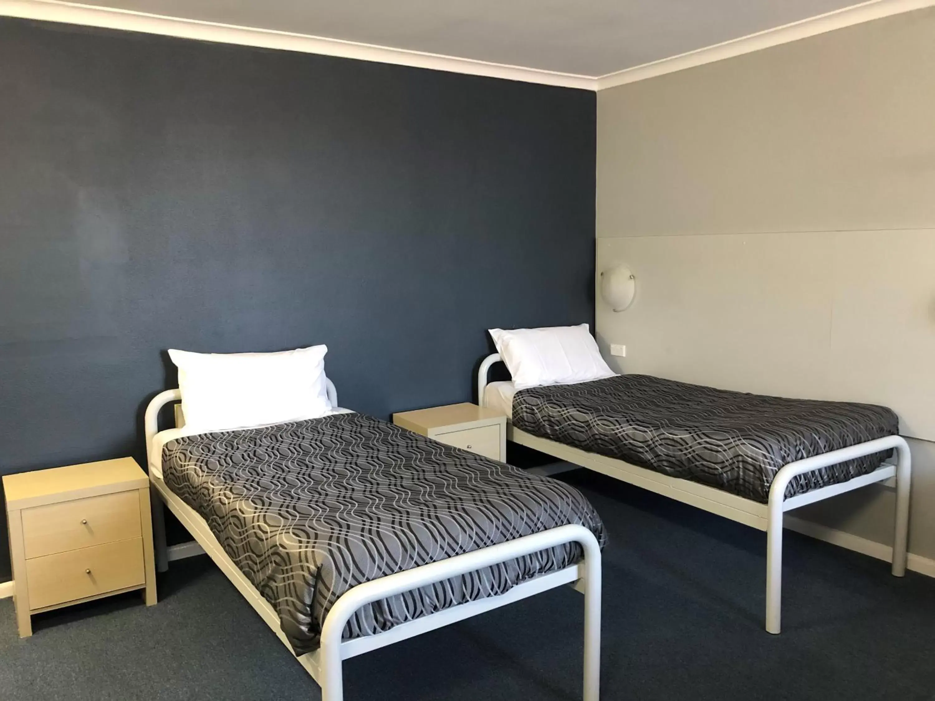 Bed in Flinders Motel