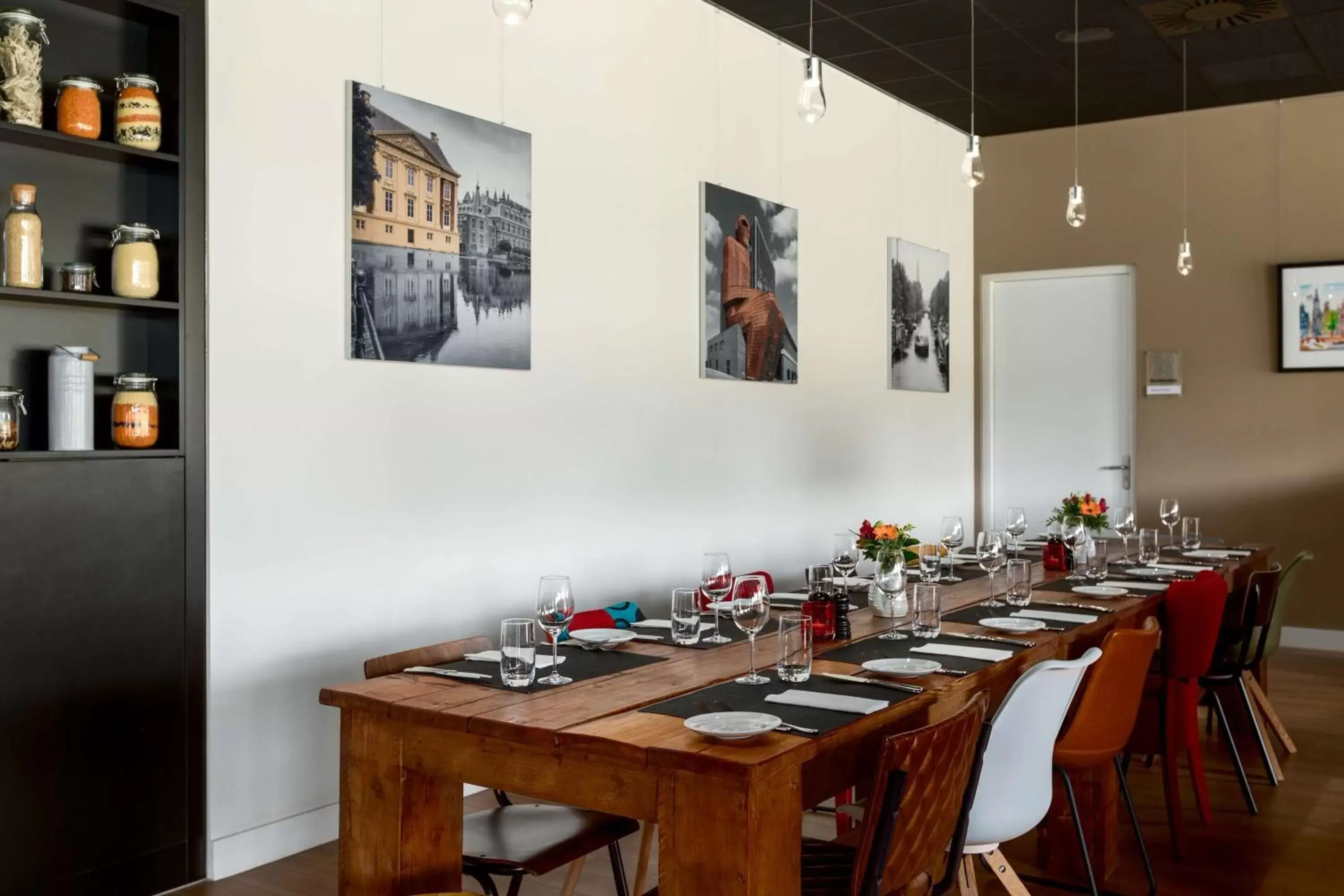 Meeting/conference room, Restaurant/Places to Eat in Hilton Garden Inn Leiden