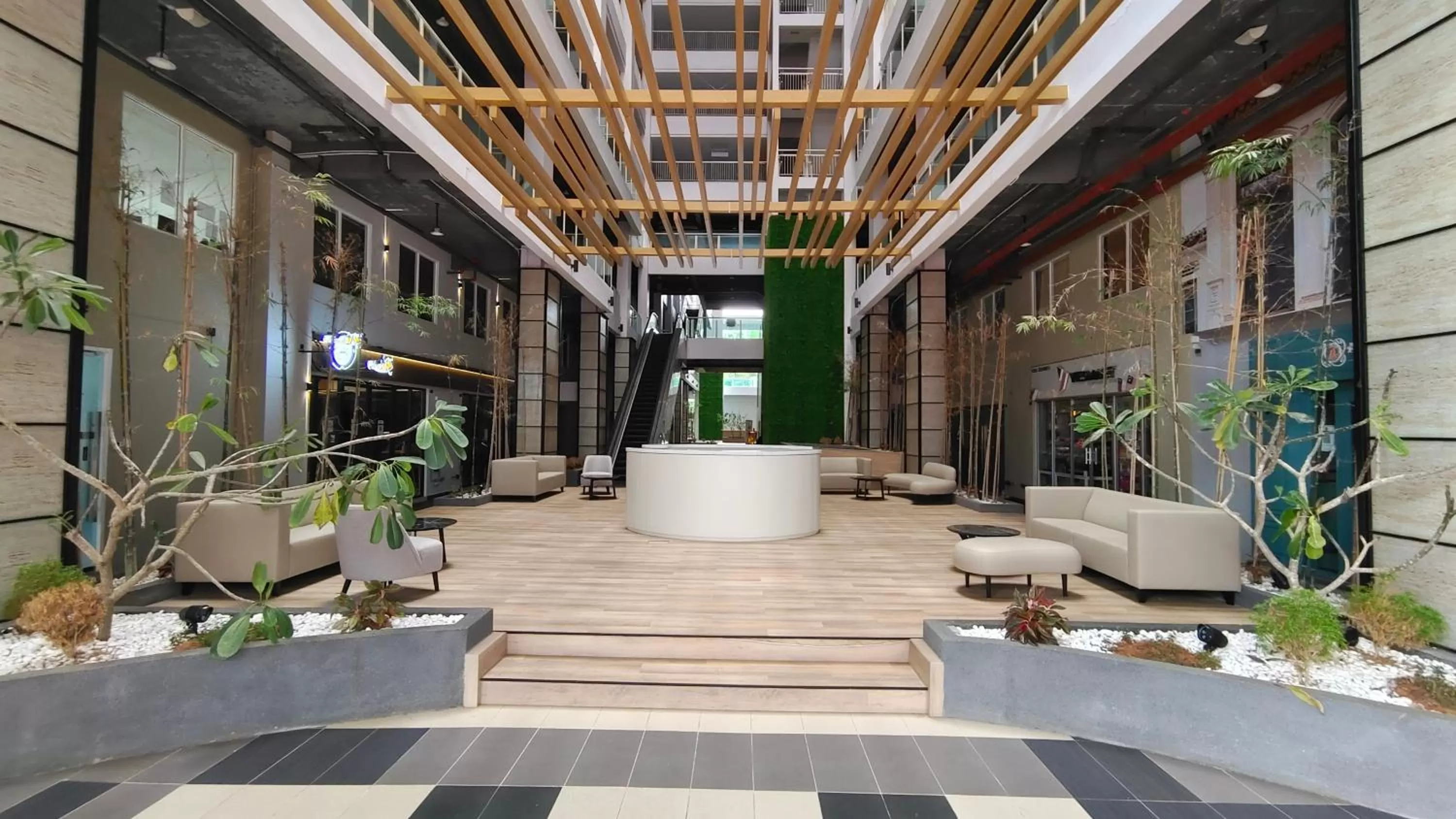 Lobby or reception in Hotel MetraSquare