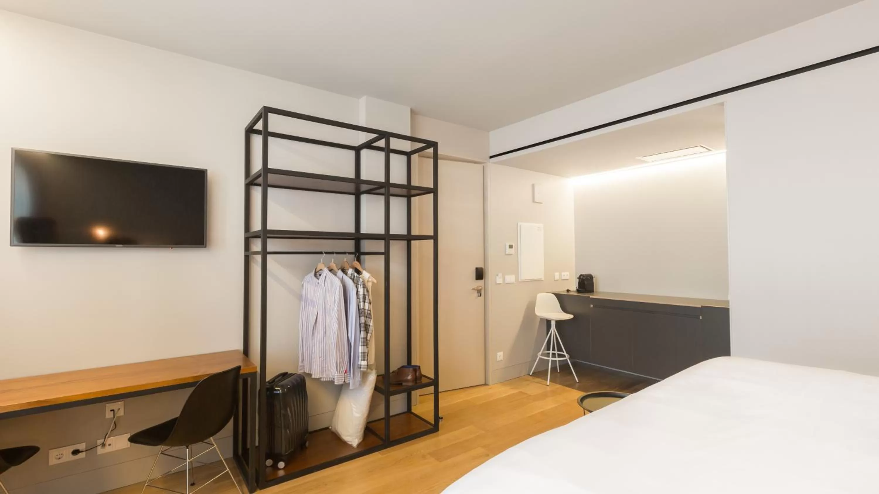 Kitchen or kitchenette, Bed in Braga Heritage Lofts