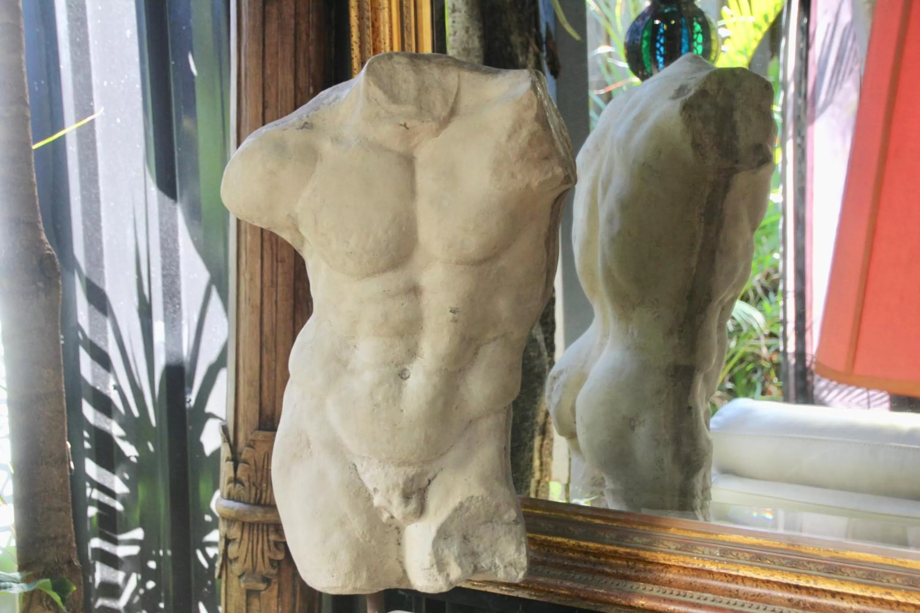 Decorative detail in Hideaway Noosa Men Only Beach Resort