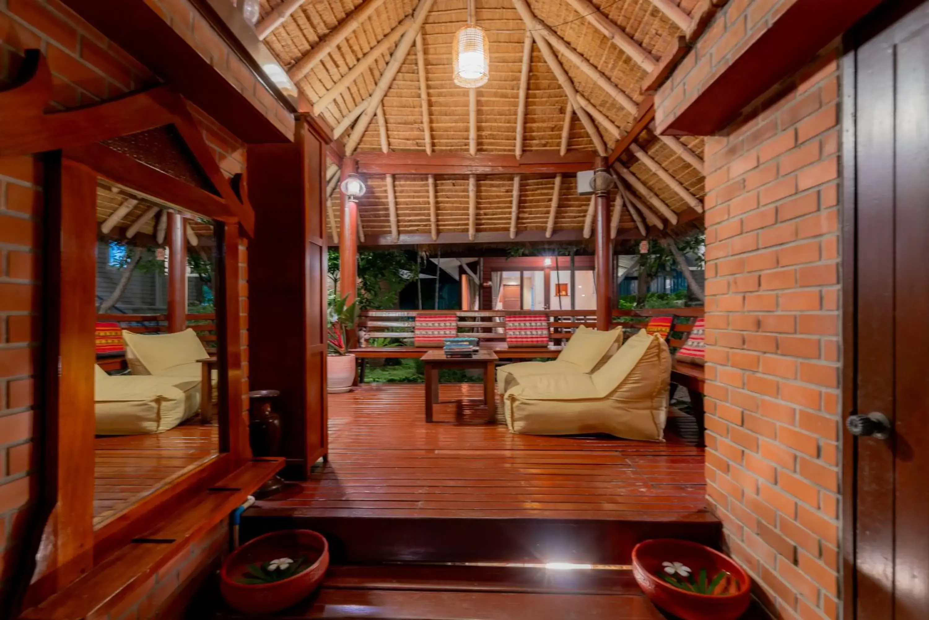 Seating area in Baan Duangkaew Resort