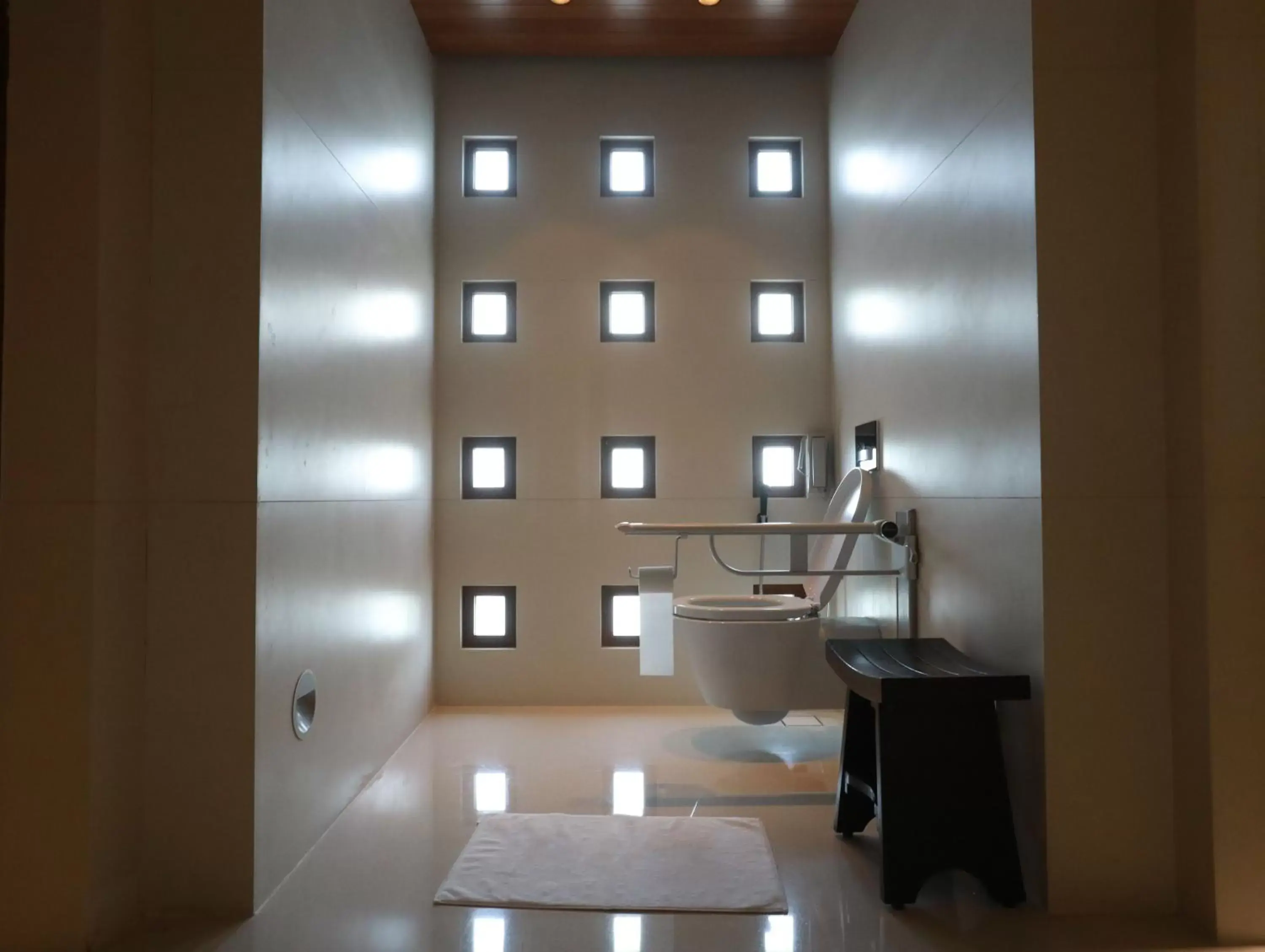 Bathroom in InterContinental Chennai Mahabalipuram Resort, an IHG Hotel