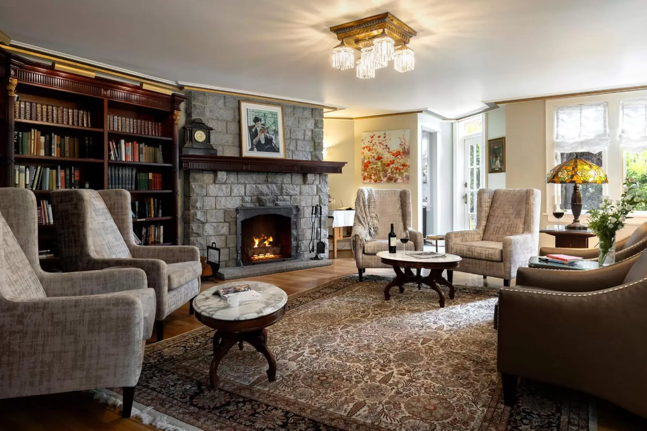 Library, Seating Area in Abigail's Hotel