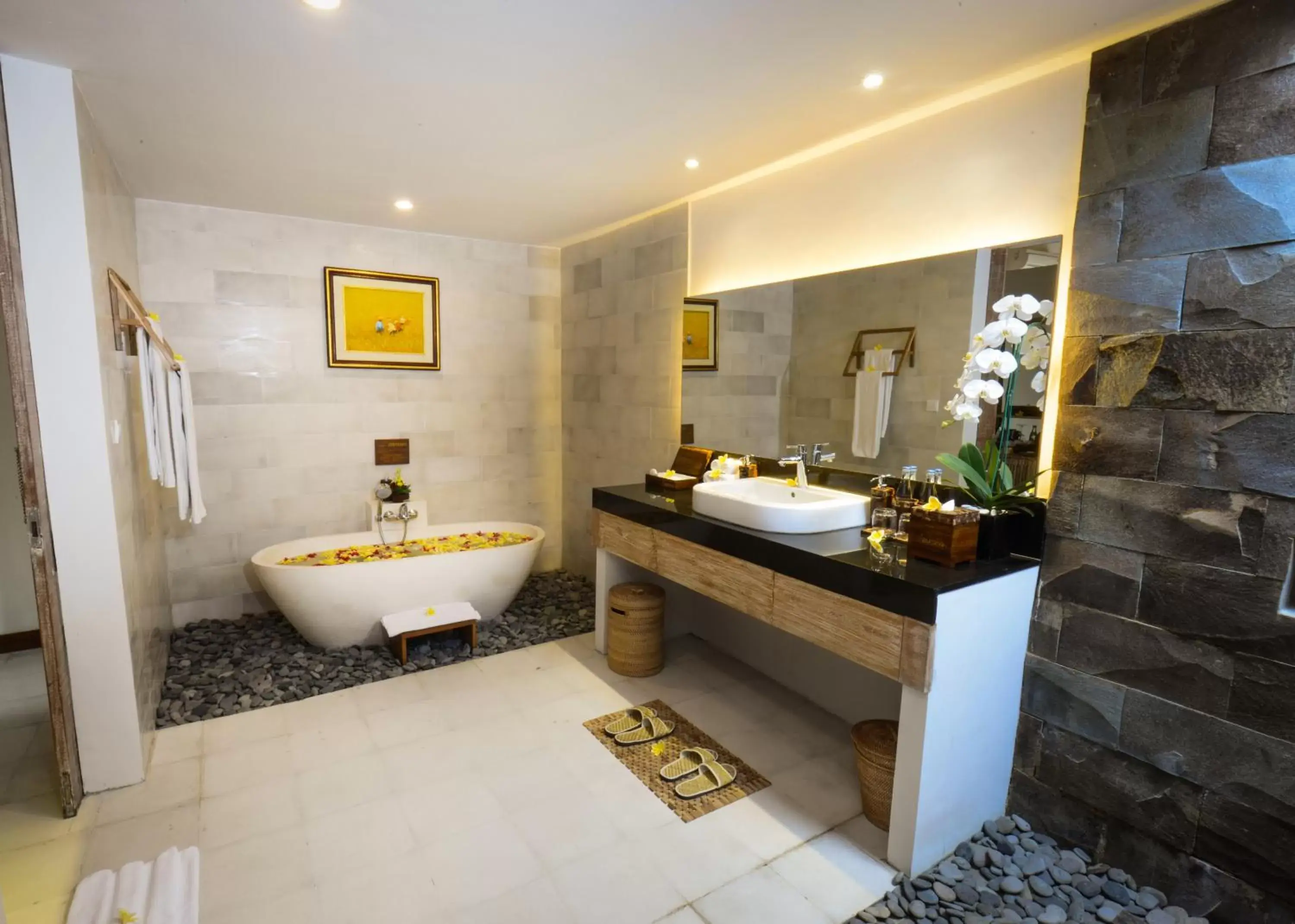 Area and facilities, Bathroom in Purana Boutique Resort