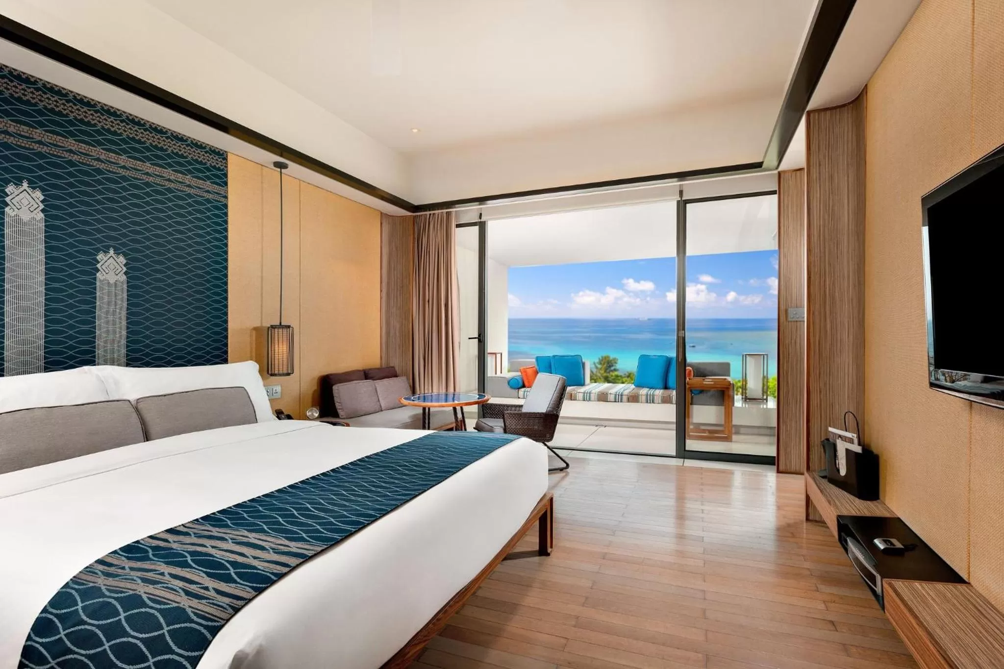 Photo of the whole room, Bed in InterContinental Sanya Resort by IHG