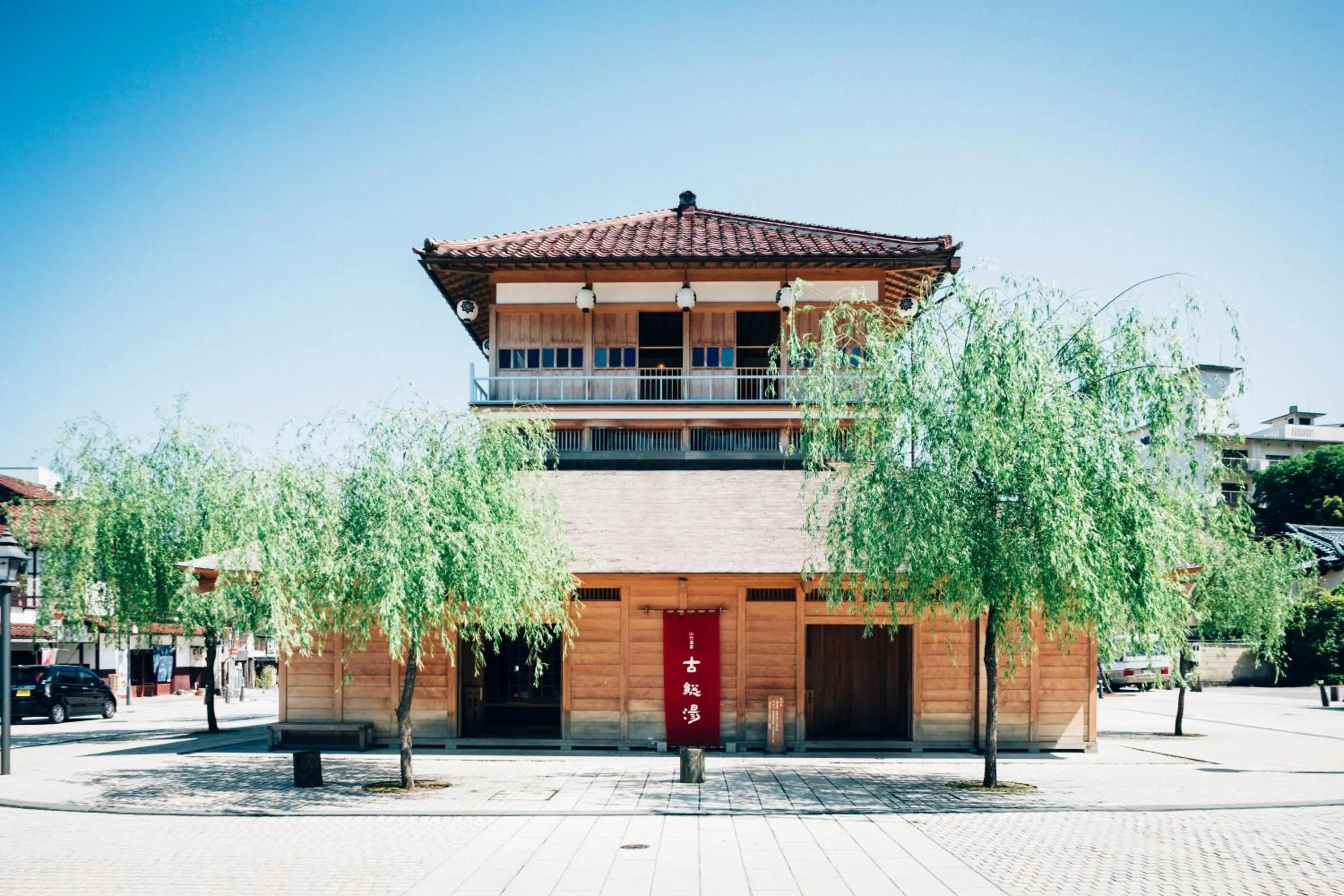 Nearby landmark in Hatori