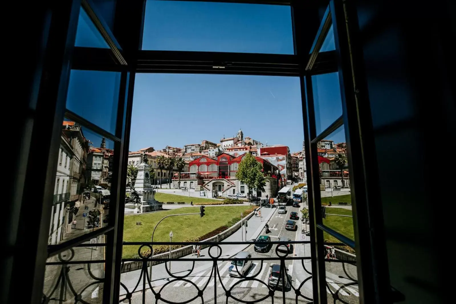 City view in Exmo Hotel by Olivia City view in Exmo Hotel by Olivia