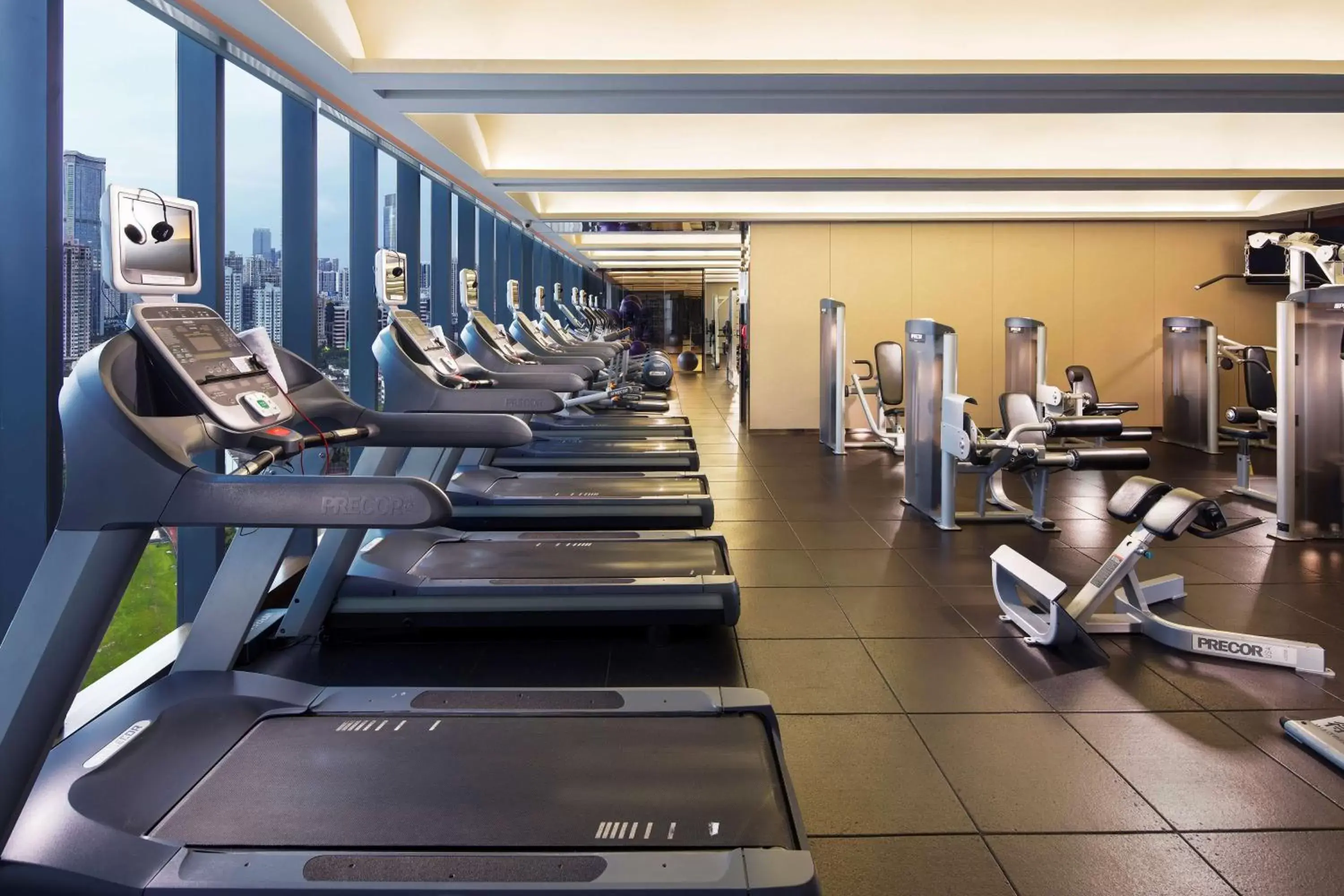Fitness centre/facilities in Hilton Guangzhou Tianhe Fitness centre/facilities in Hilton Guangzhou Tianhe