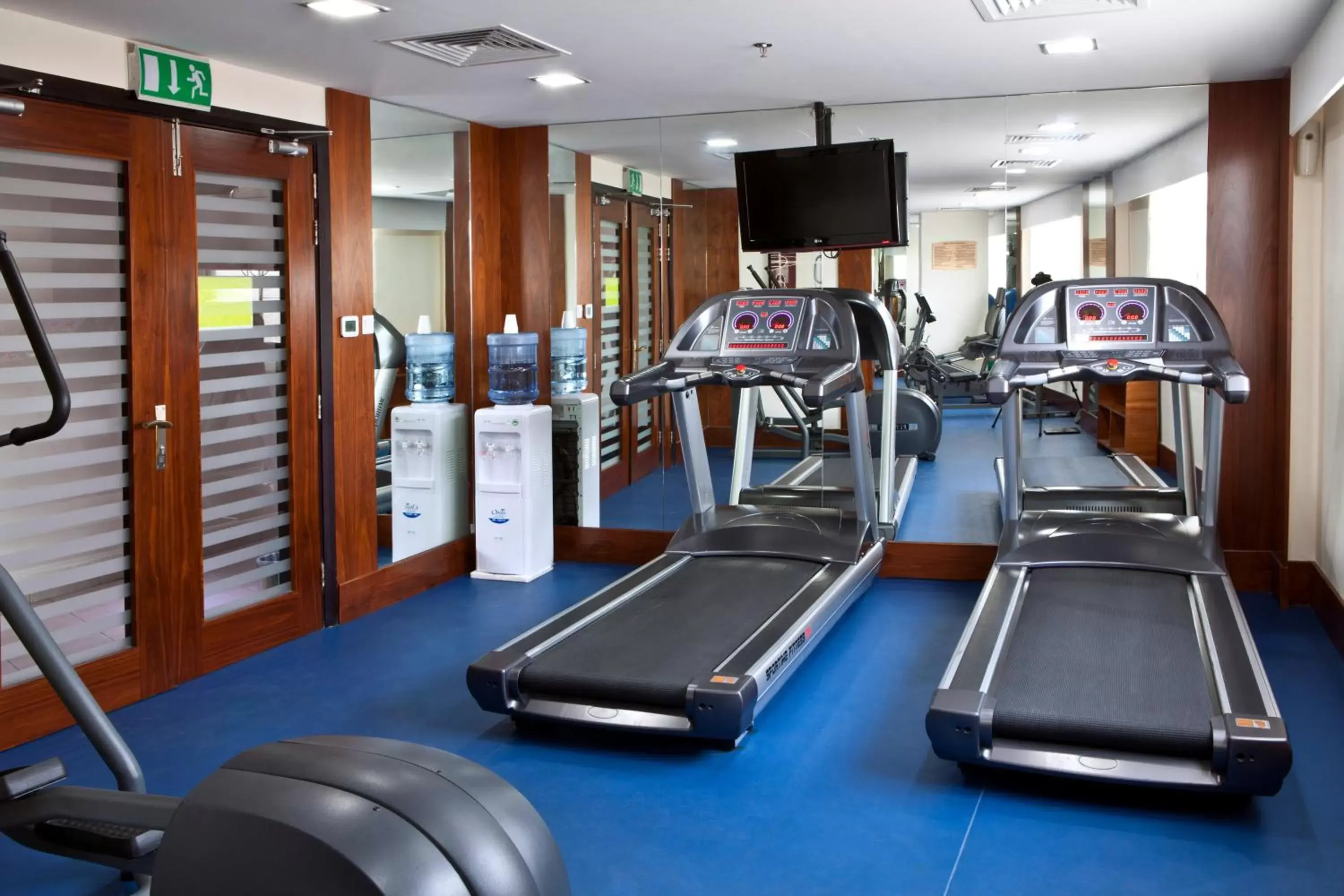 Fitness centre/facilities, Fitness Center/Facilities in Landmark Grand Hotel