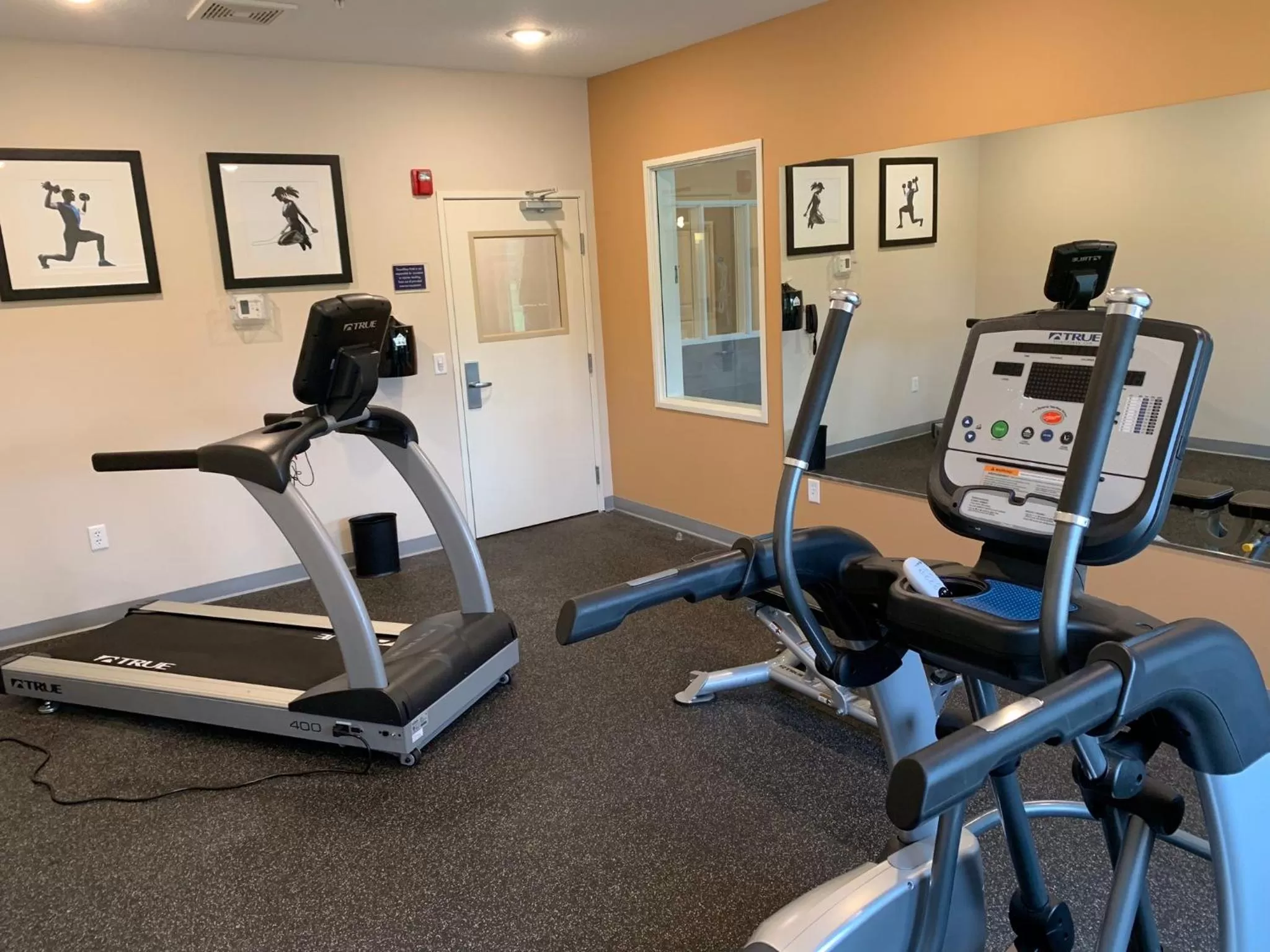 Fitness centre/facilities in Little Crow Resort & Conference, Trademark by Wyndham