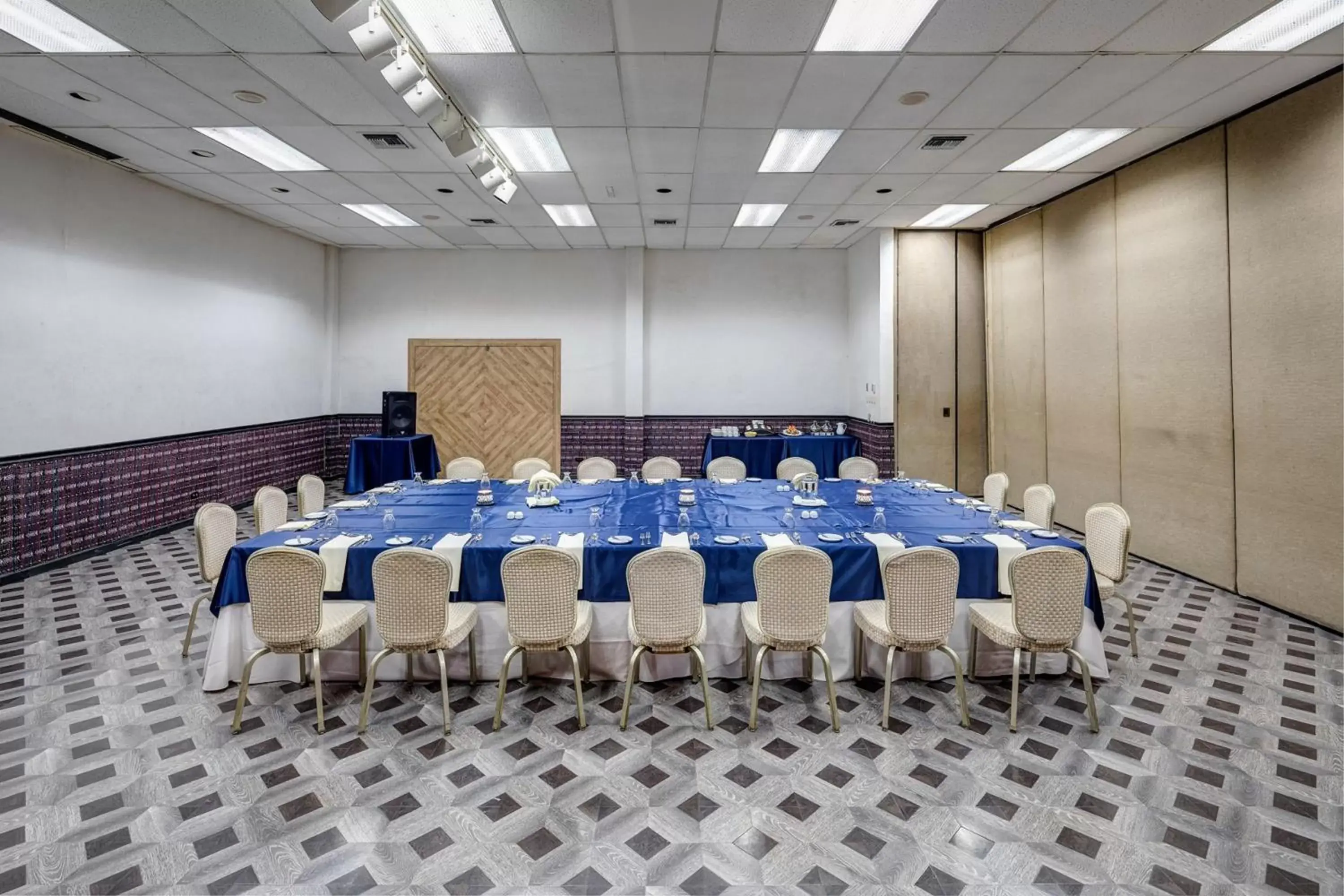 Meeting/conference room in Porta Hotel del Lago