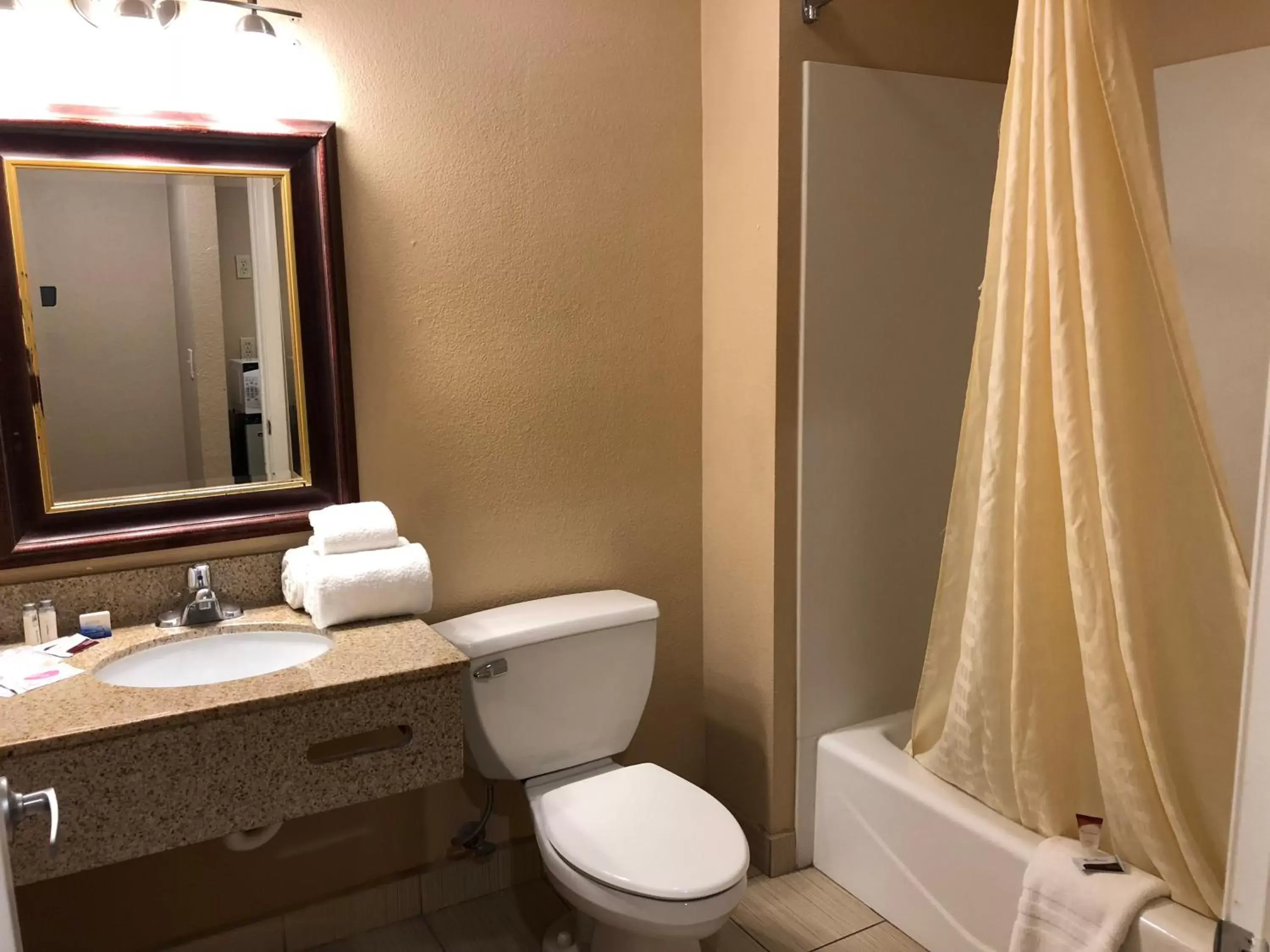 Bathroom in Valley Inn