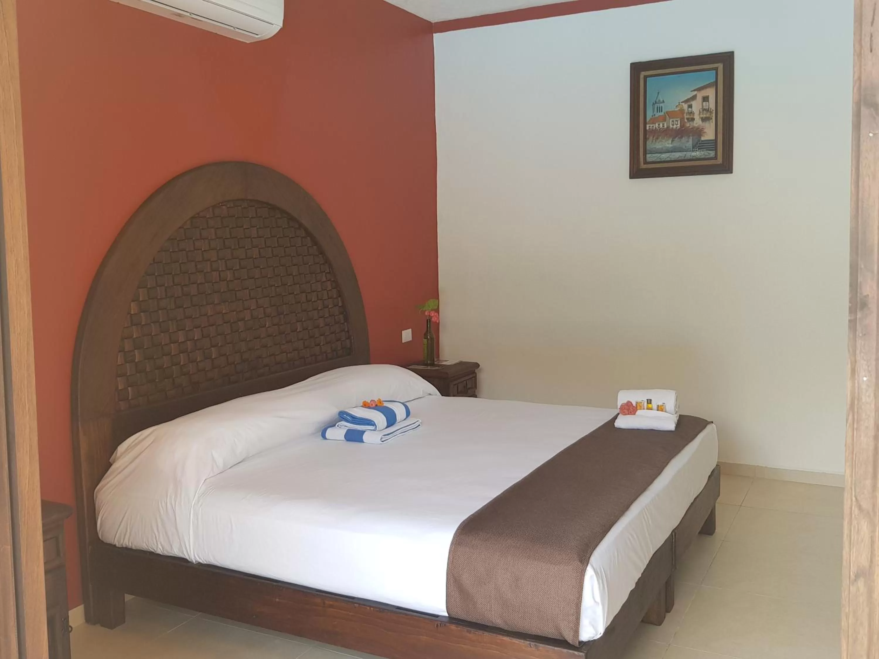 Photo of the whole room, Bed in Hotel Tuul