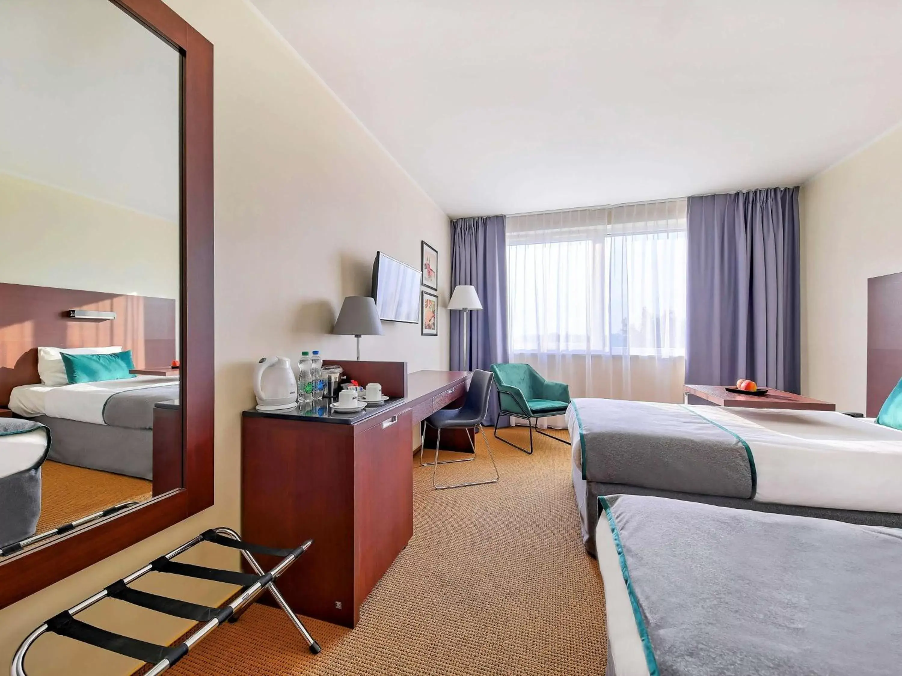 Photo of the whole room, Bed in Mercure Warszawa Airport
