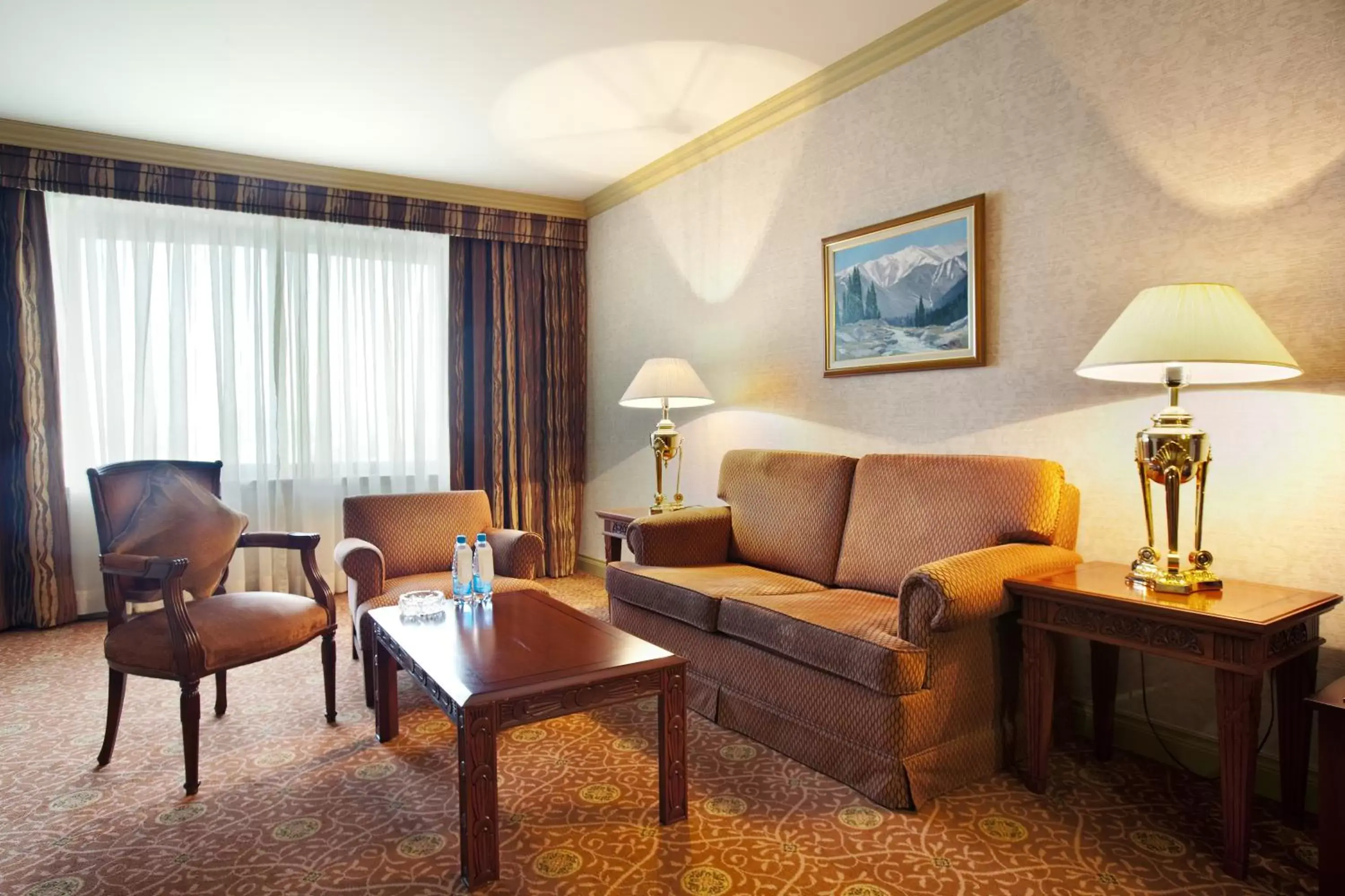 Living room, Seating Area in InterContinental Almaty, an IHG Hotel