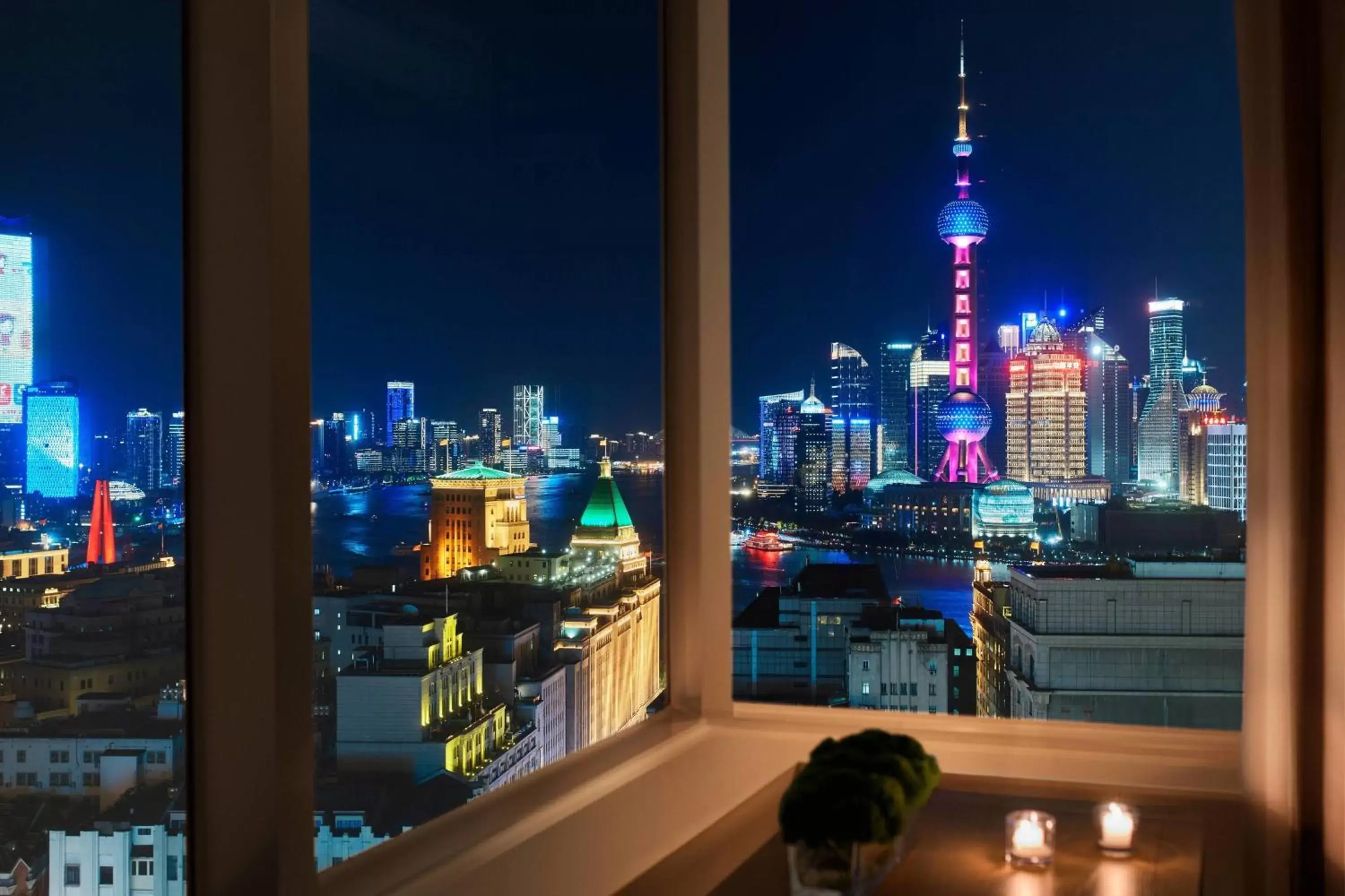 Photo of the whole room, City View in The Shanghai EDITION