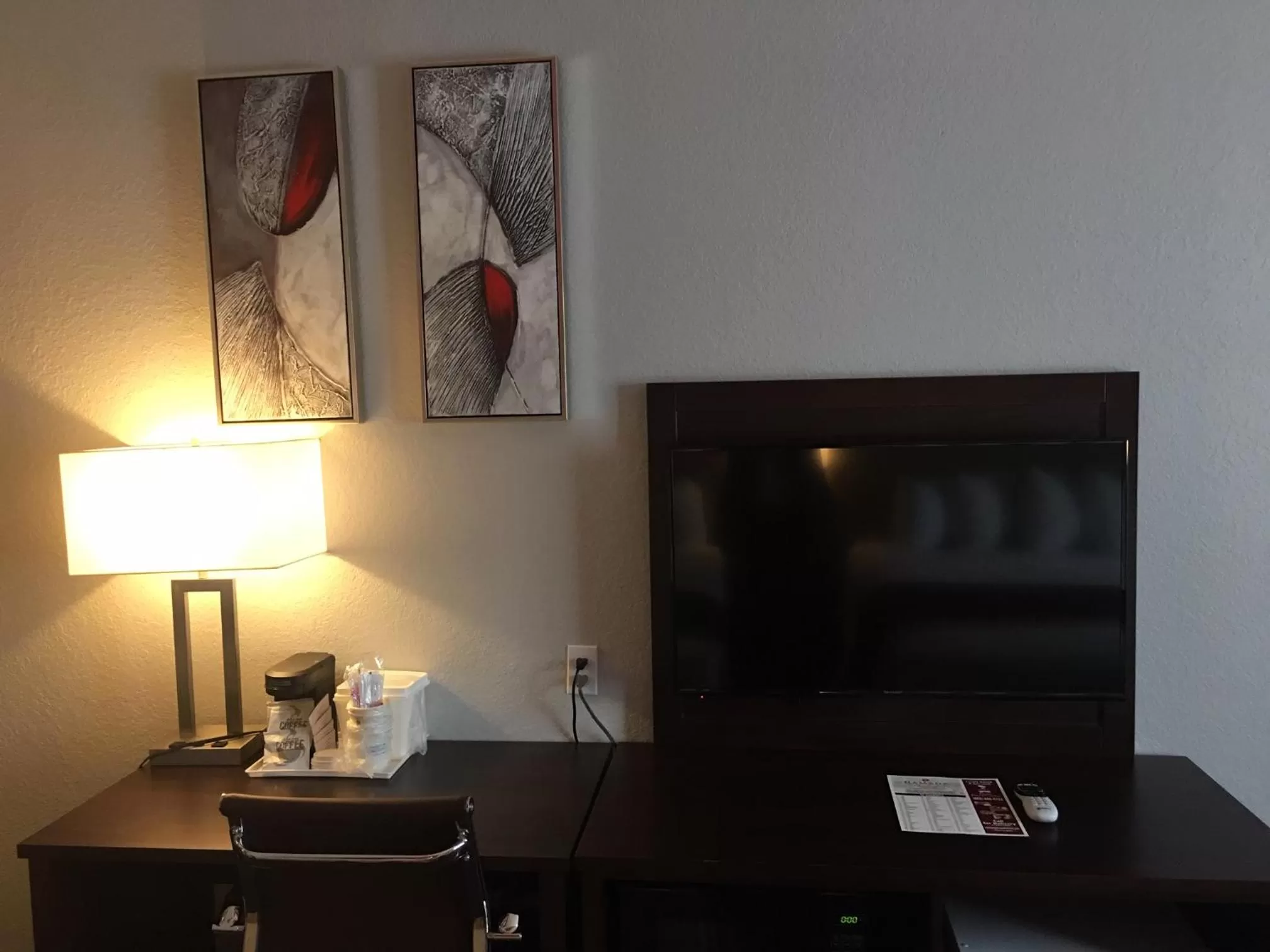 TV and multimedia in Ramada by Wyndham Keystone Near Mt Rushmore