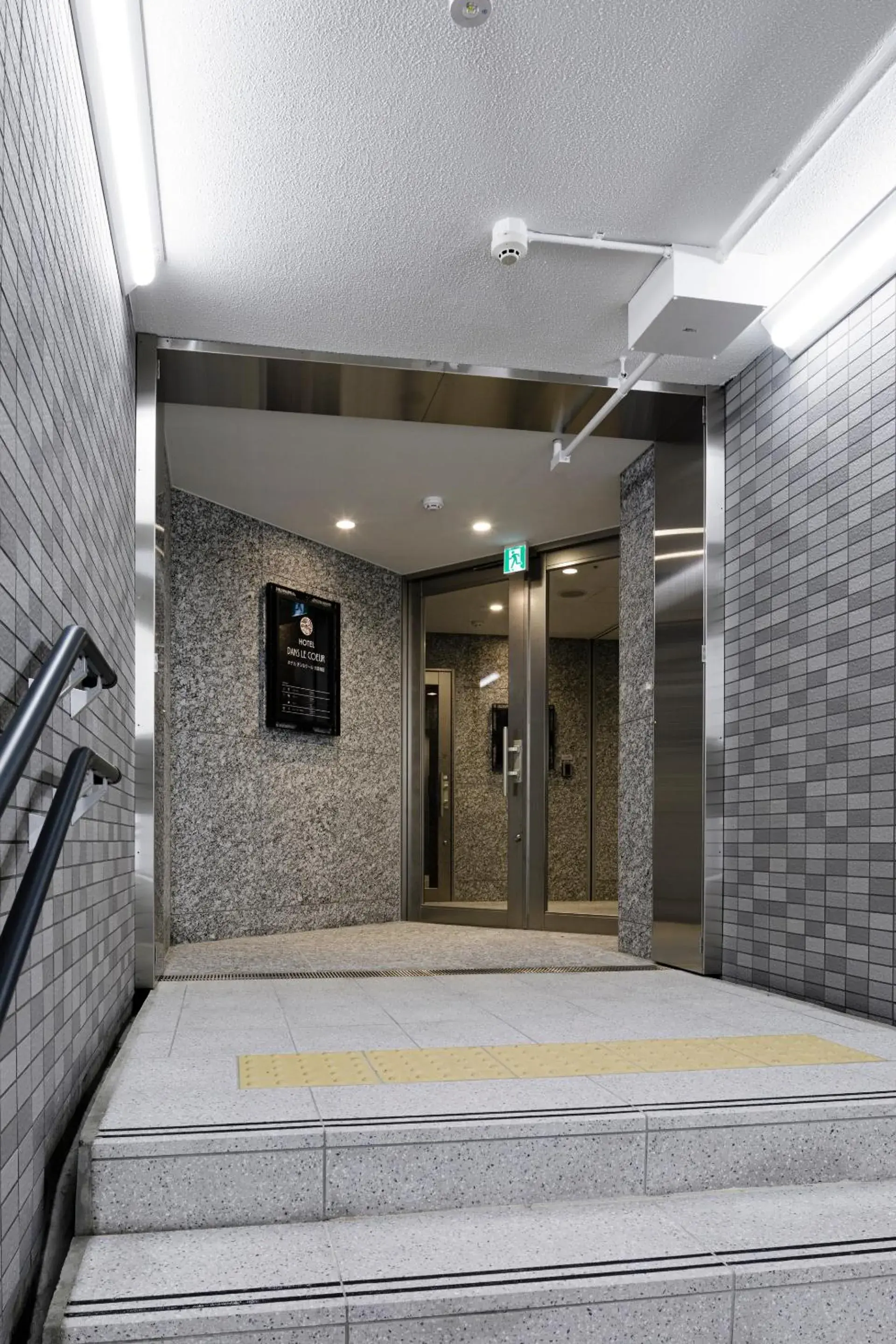 Facade/entrance in Hotel Dans Le Coeur Osaka Umeda