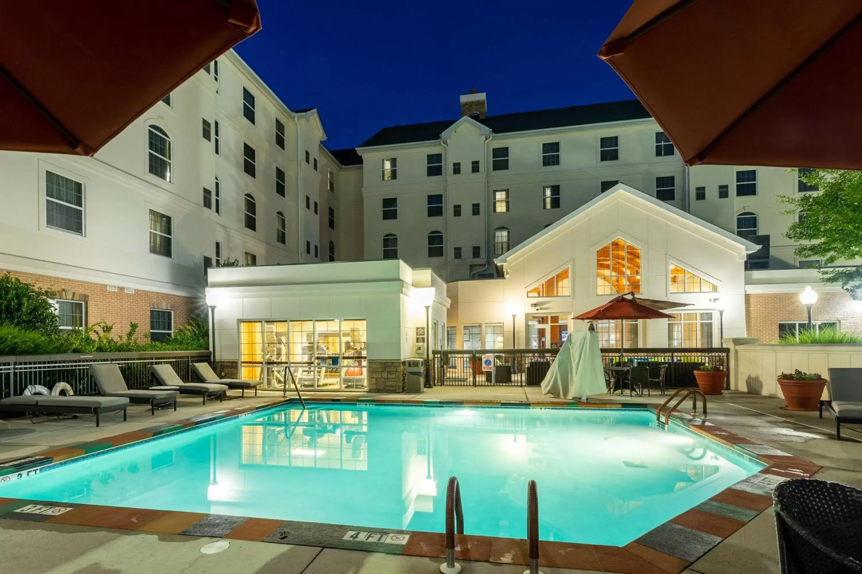 Swimming pool, Property Building in Homewood Suites by Hilton Lawrenceville Duluth
