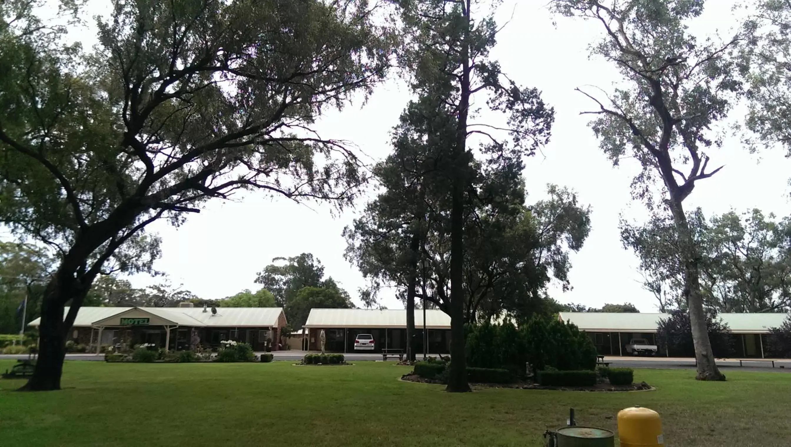 Area and facilities, Garden in Cooee Motel