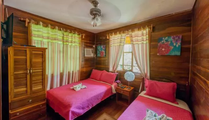 Triple Room with Sea View in Hotel Tierra Verde Bed and Breakfast