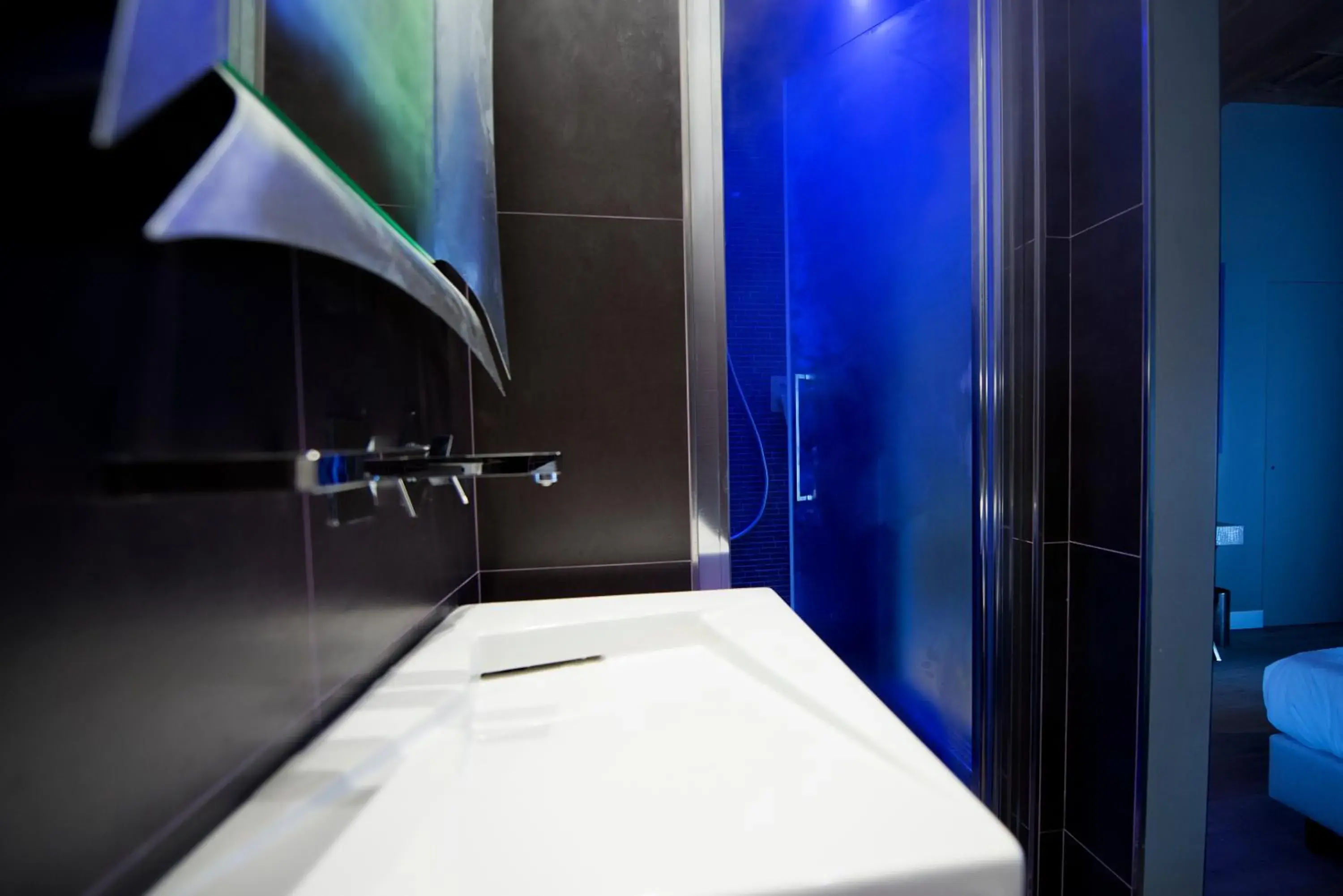 Bathroom, Kitchen/Kitchenette in Torre Argentina Relais - Residenze di Charme