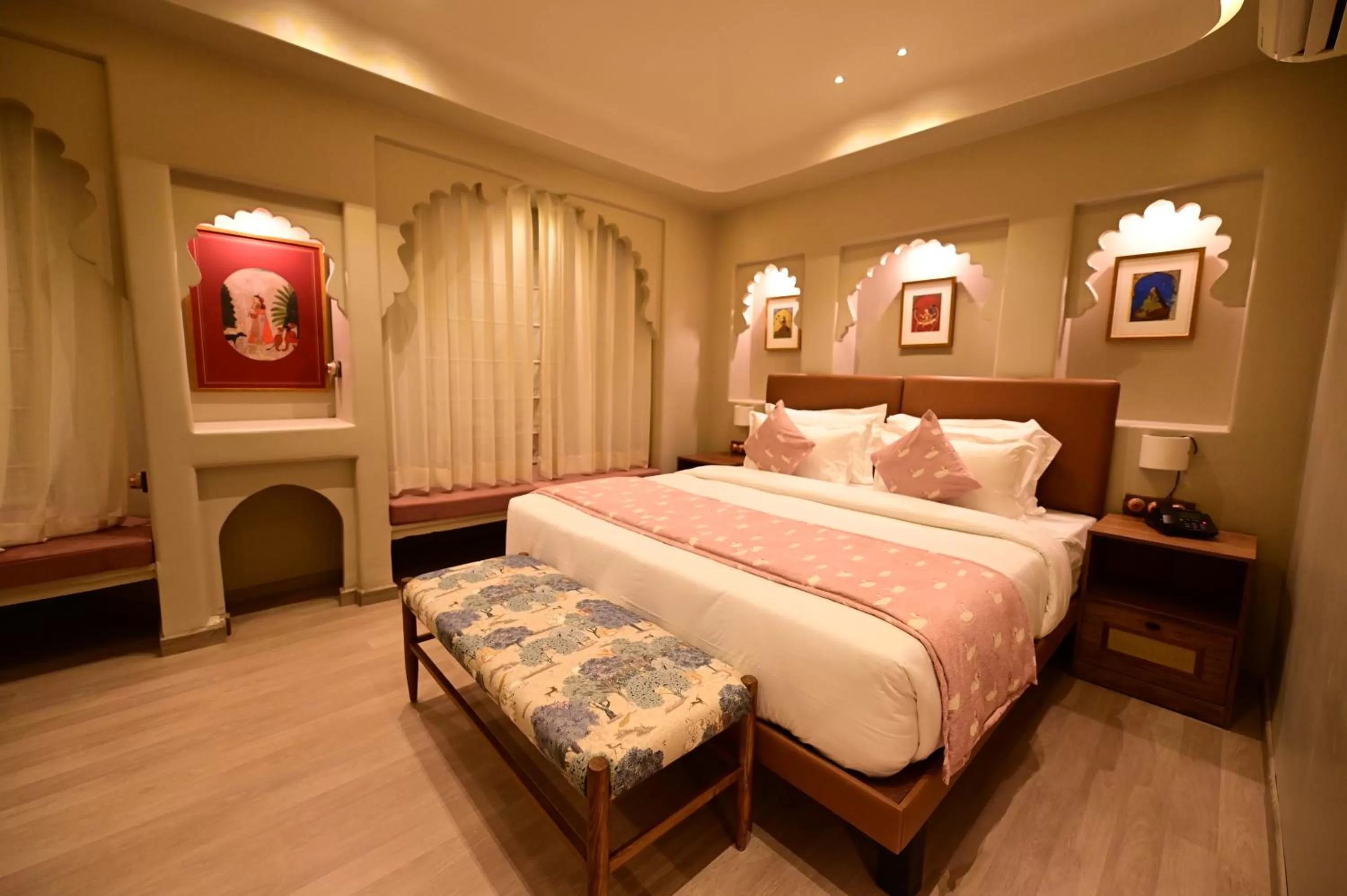 Bed in The Red Pier - My Downtown Hotels