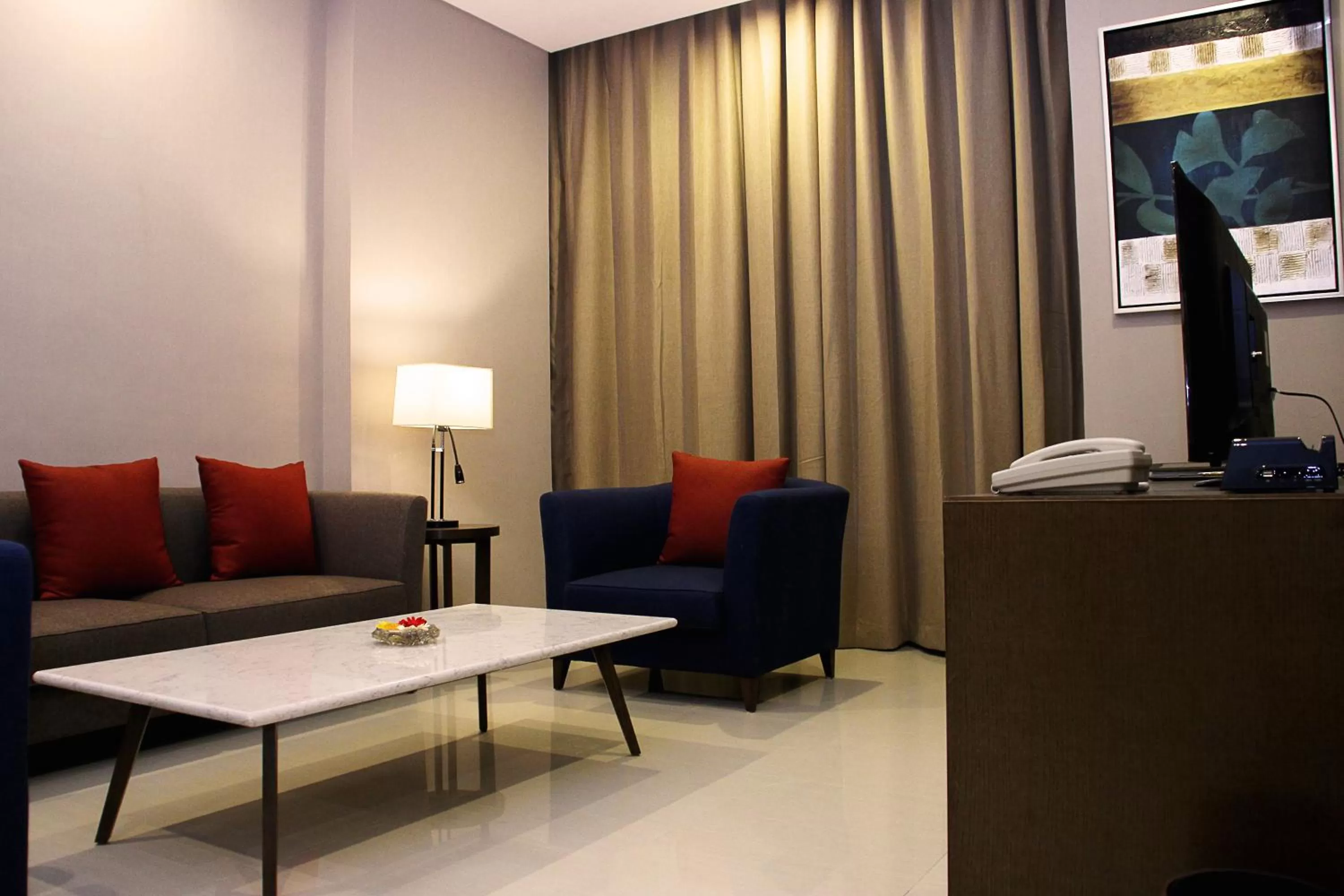 TV and multimedia in Golden Phoenix Hotel - Manila