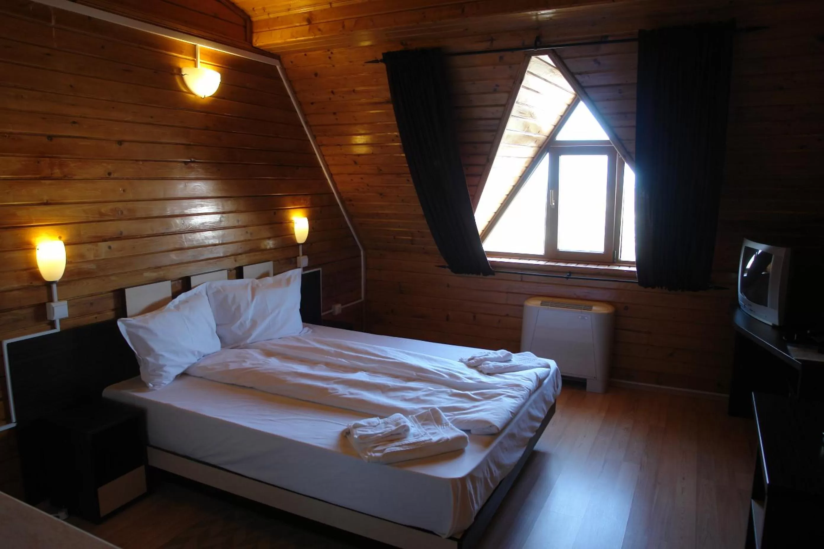 Photo of the whole room, Bed in Arion Hotel