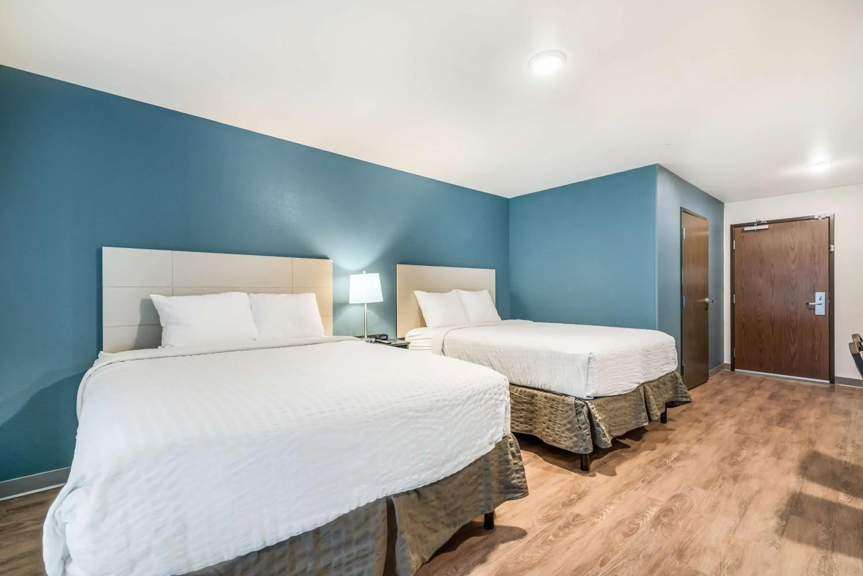 Bedroom, Bed in Extended Stay America Suites - Orlando - Kissimmee