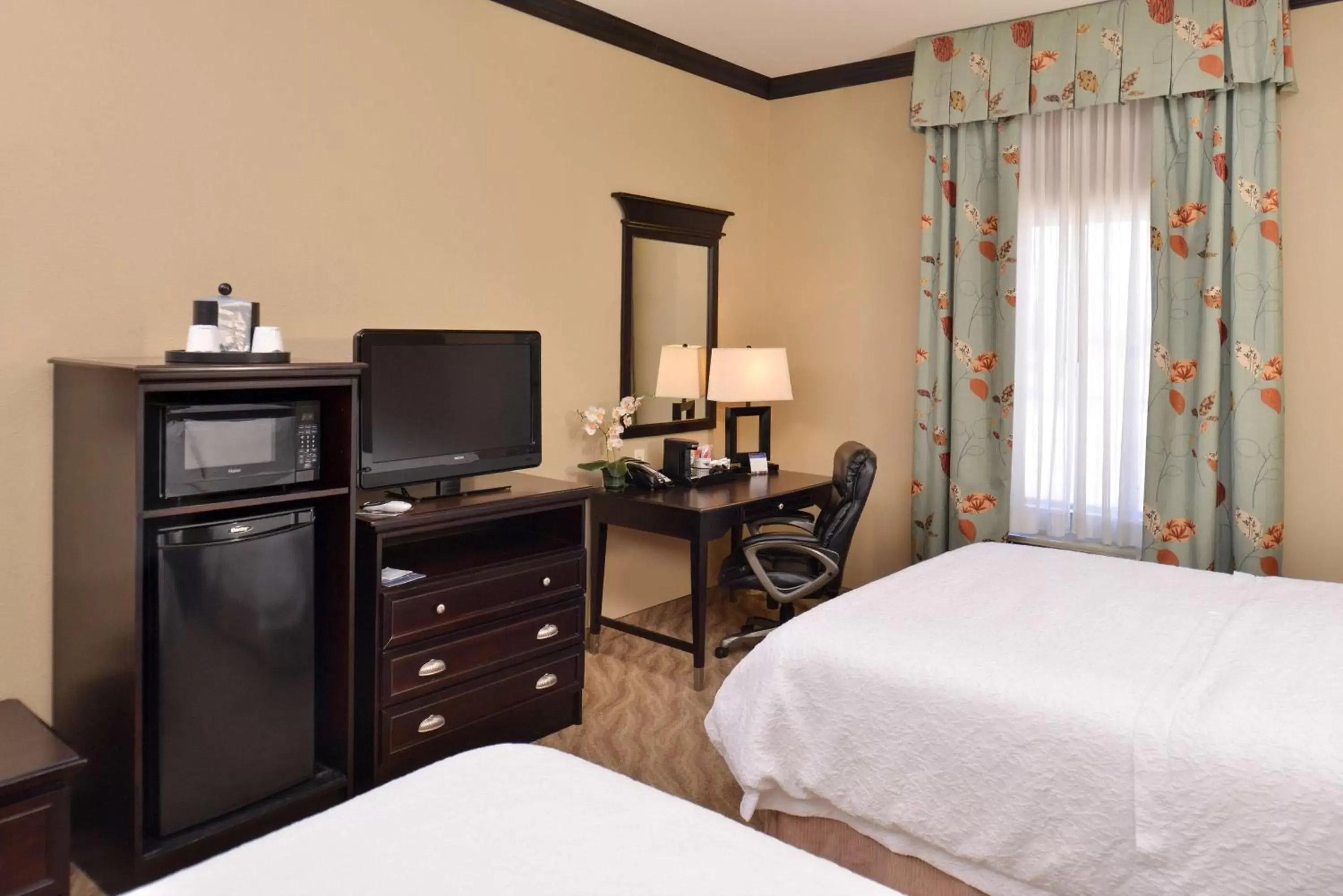 Bed in Hampton Inn Van Horn Bed in Hampton Inn Van Horn