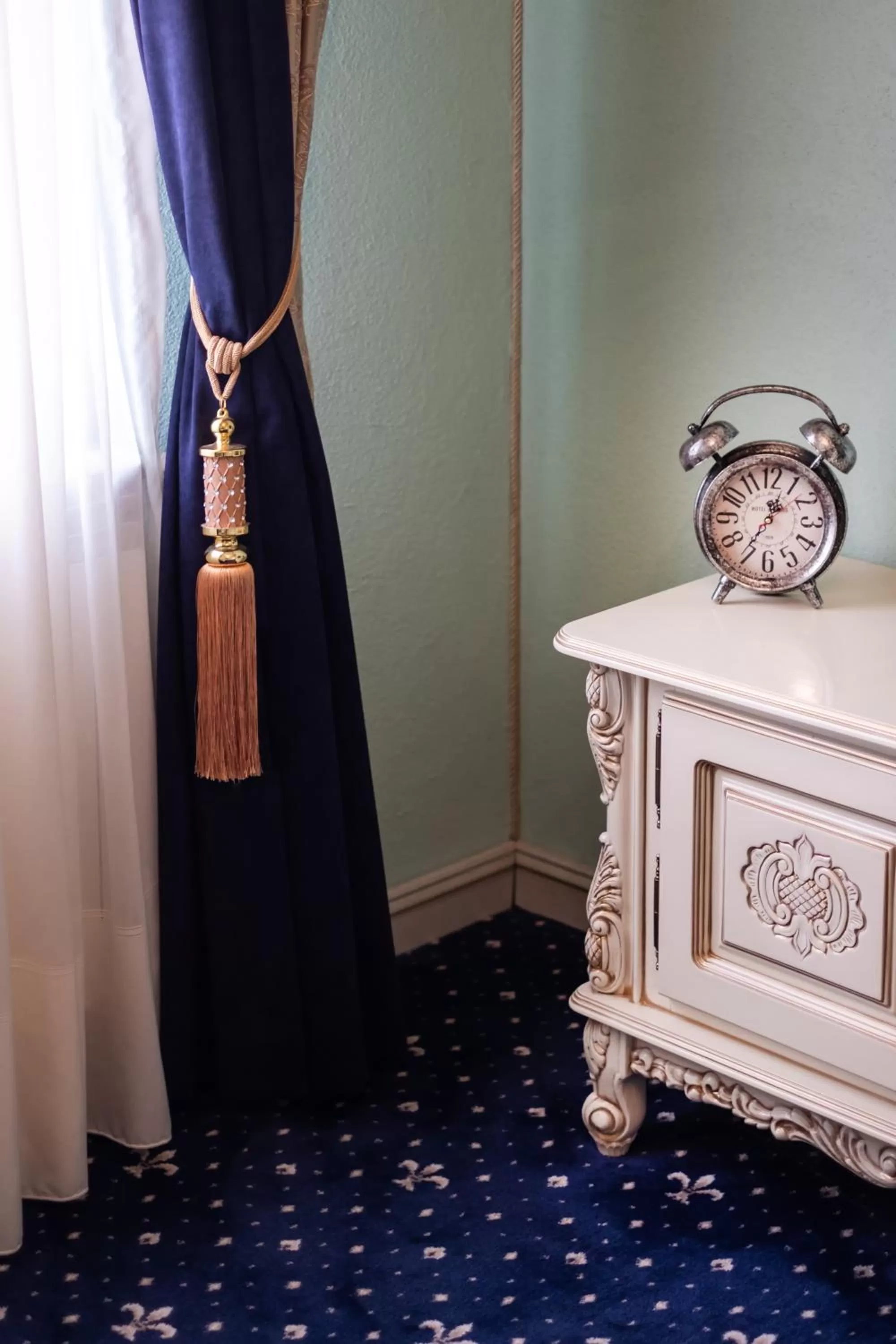 Decorative detail in JMR Royal -Luxury Rooms & Private Sauna