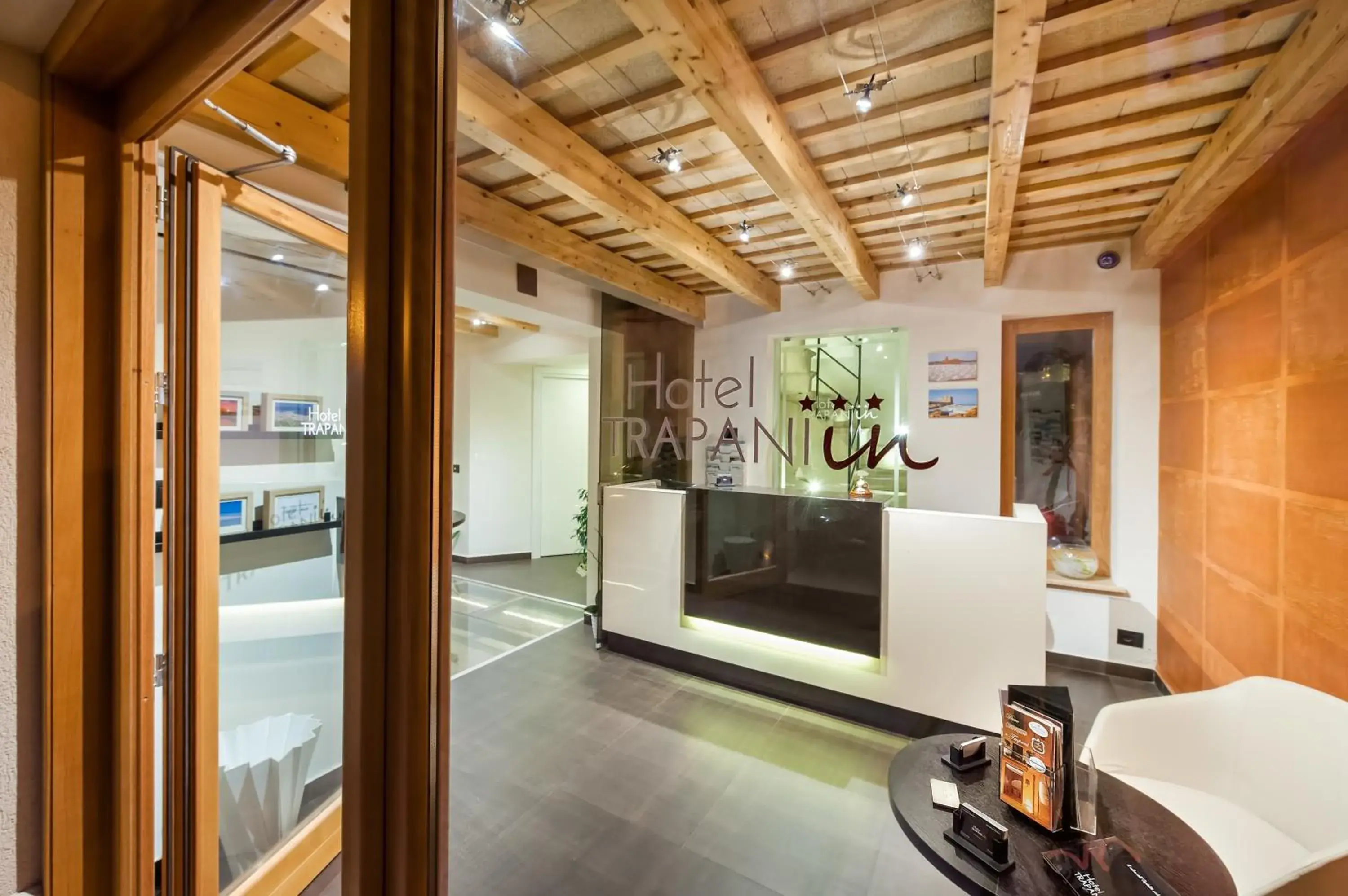 Facade/entrance in Hotel Trapani In Facade/entrance in Hotel Trapani In