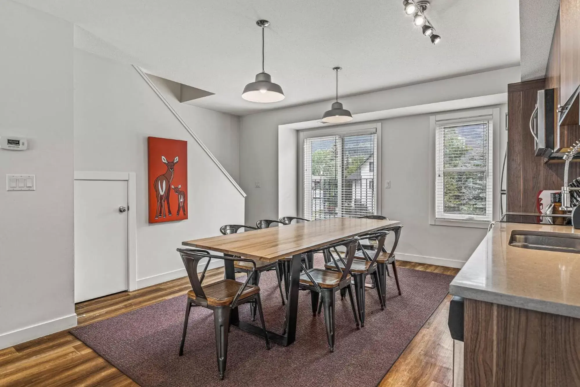 kitchen, Dining Area in Basecamp Resorts Canmore