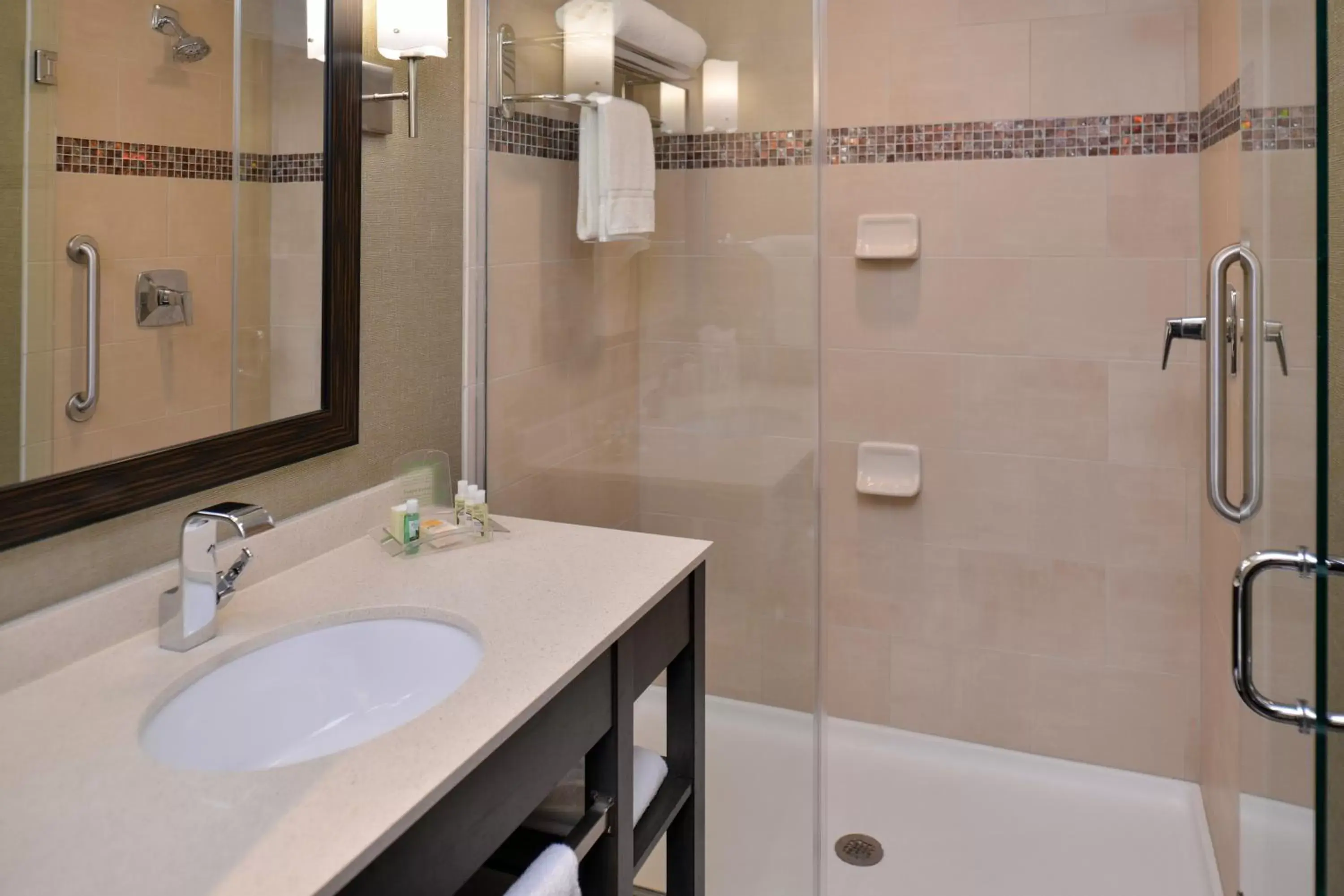 Bathroom in Crowne Plaza Shenandoah - The Woodlands