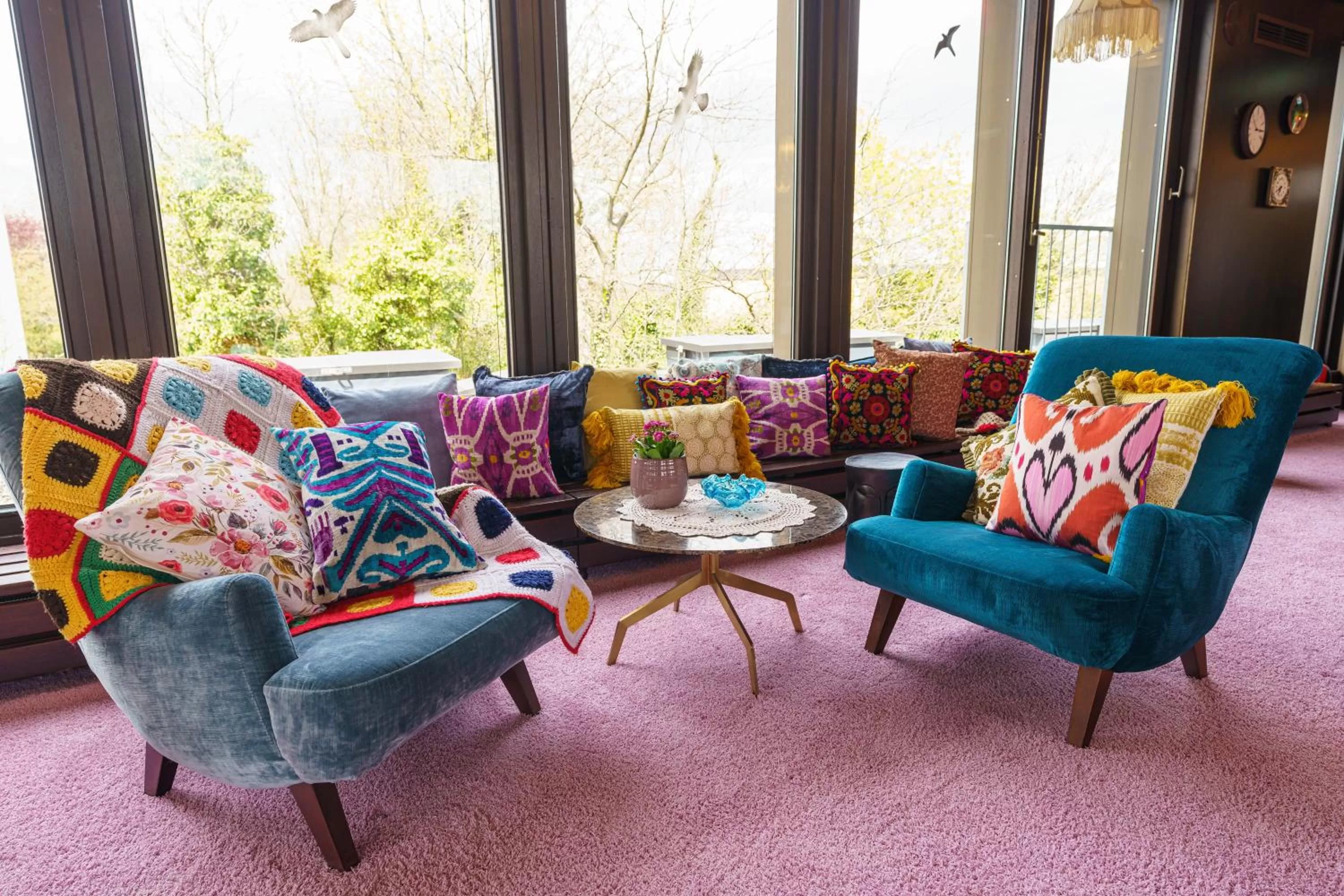 Decorative detail in Tante ALMA's Bonner Hotel